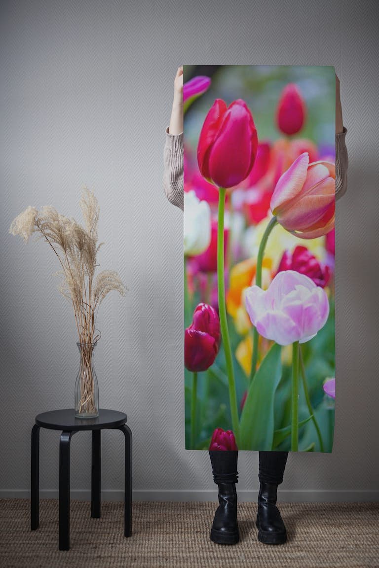 Vibrant Tulips of Keukenhof papiers peint roll