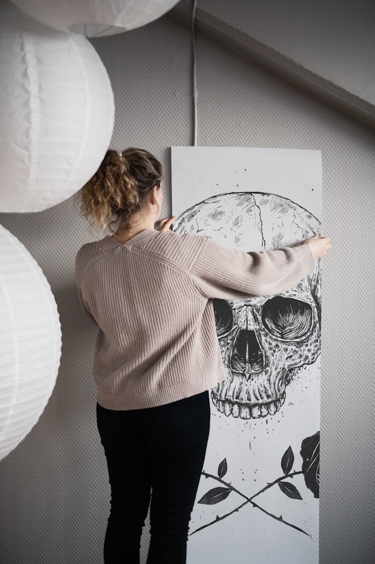 Skull n Roses wallpaper roll