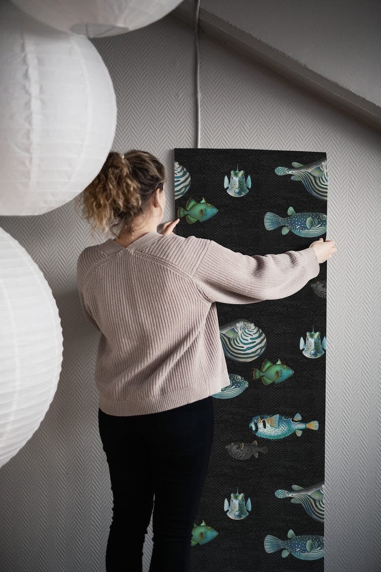 Acquario Fish in black wallpaper roll