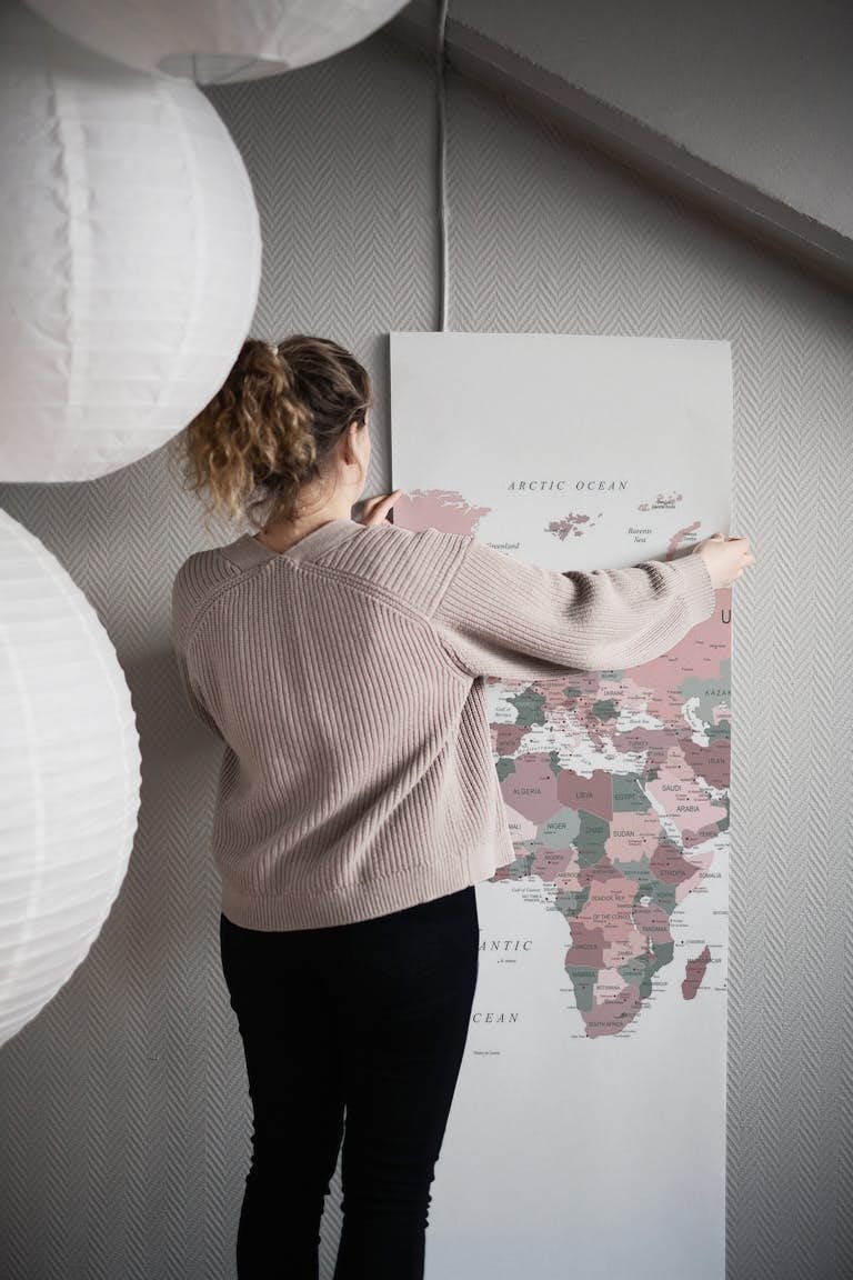 World Map in Pink and Green papel pintado roll