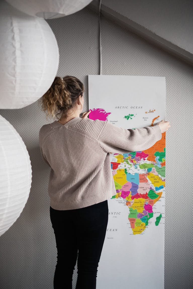 World Map in Fun Colors papel de parede roll