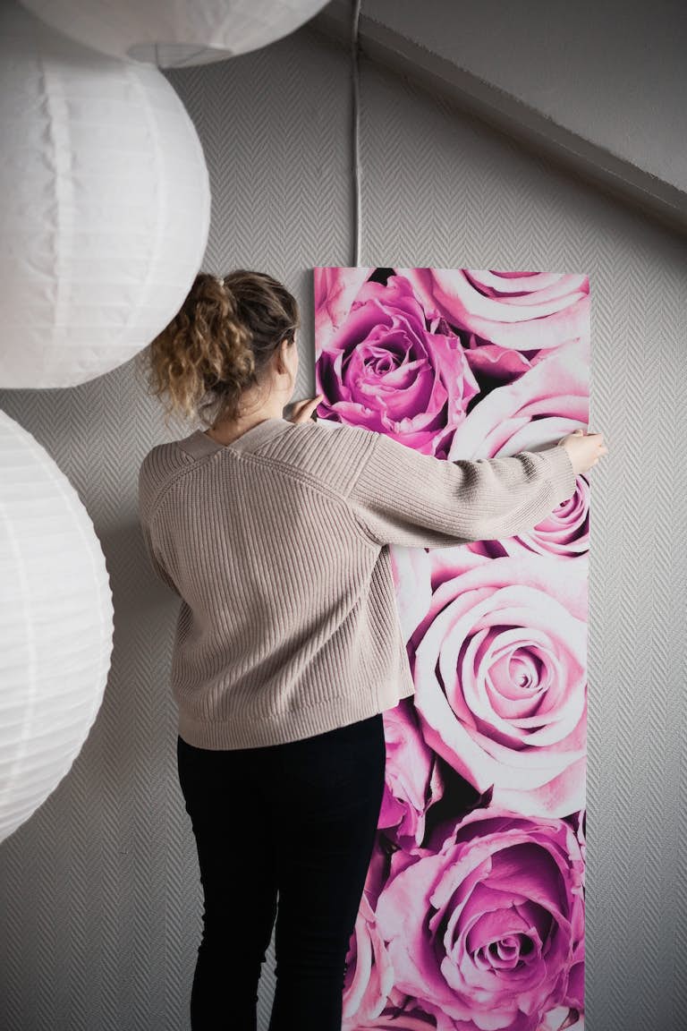 Pink roses wallpaper roll