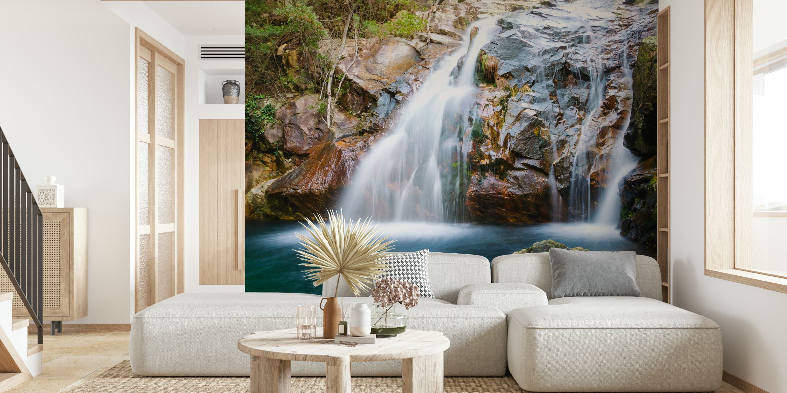Tapeta Forest Cascade w pokoju