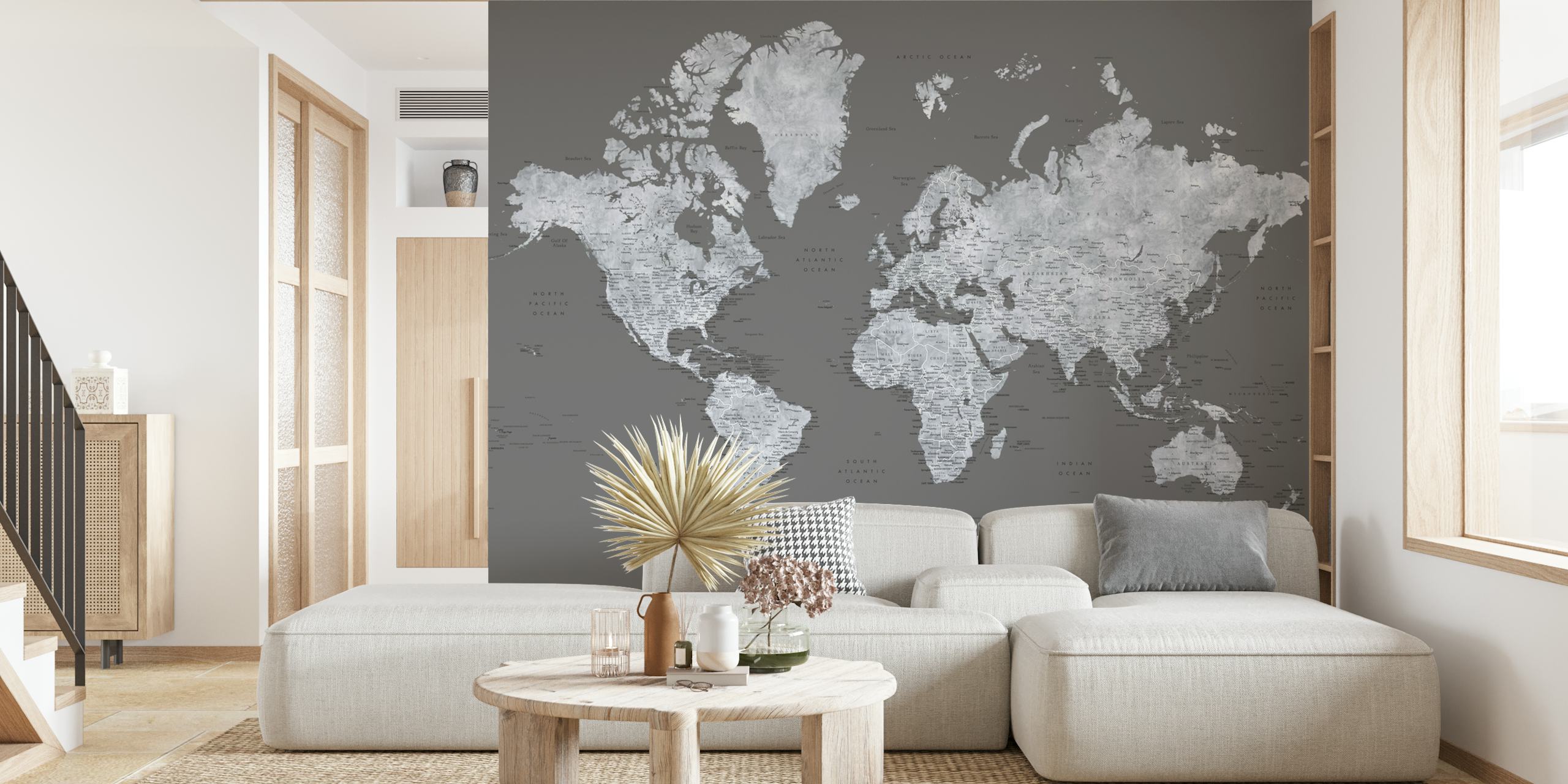 Papel pintado de mapa mundial detallado en una habitación