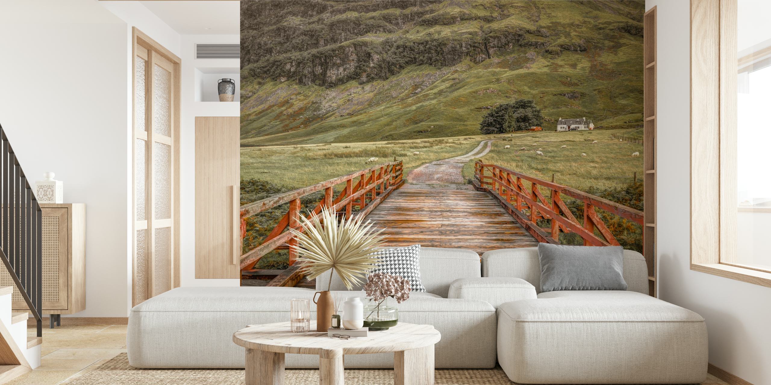 Bridge leading to un papier peint de paysage verdoyant