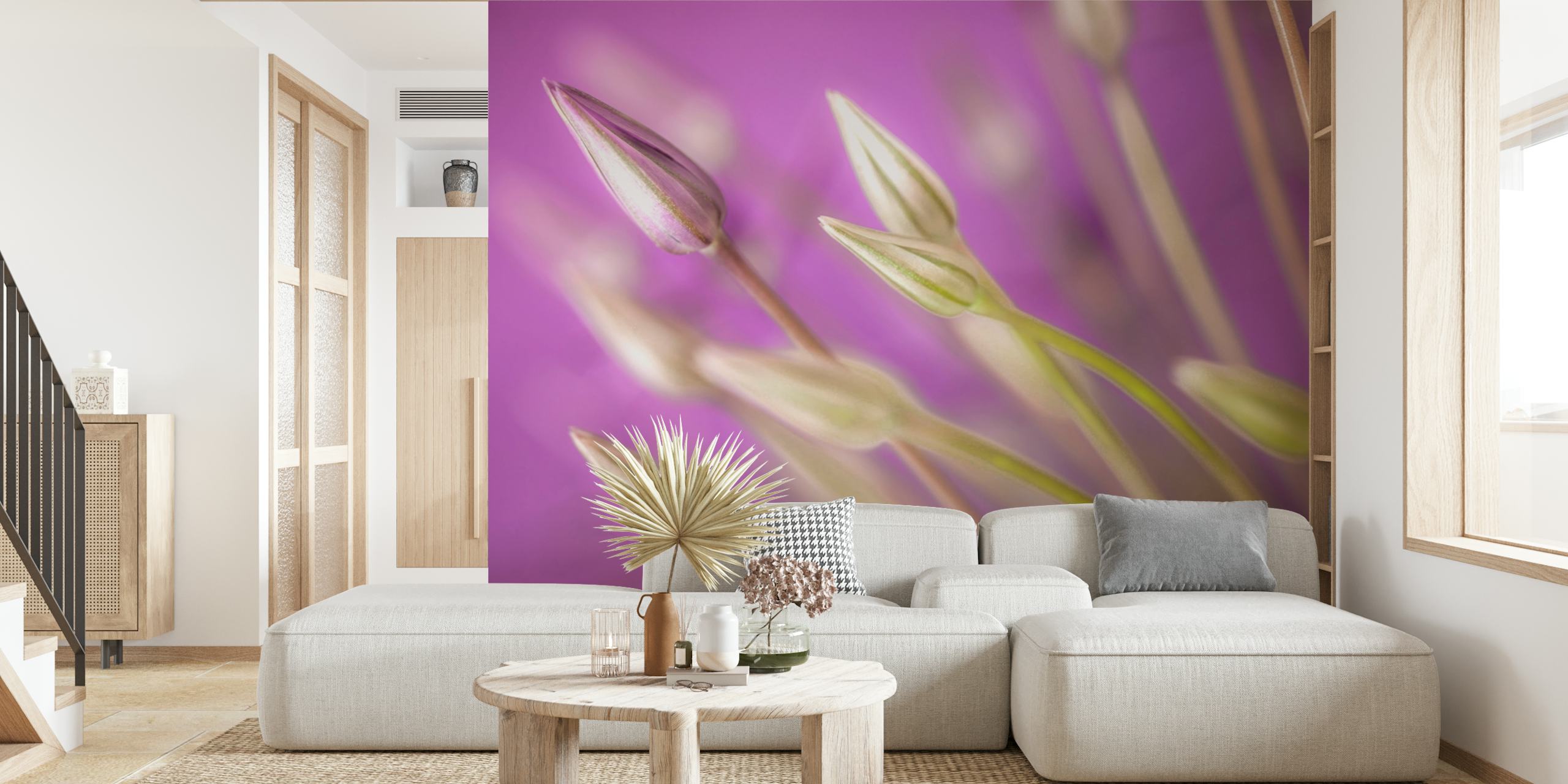 Lähikuva violeteista Allium-kukista pehmeällä taustalla seinämaalauksessa