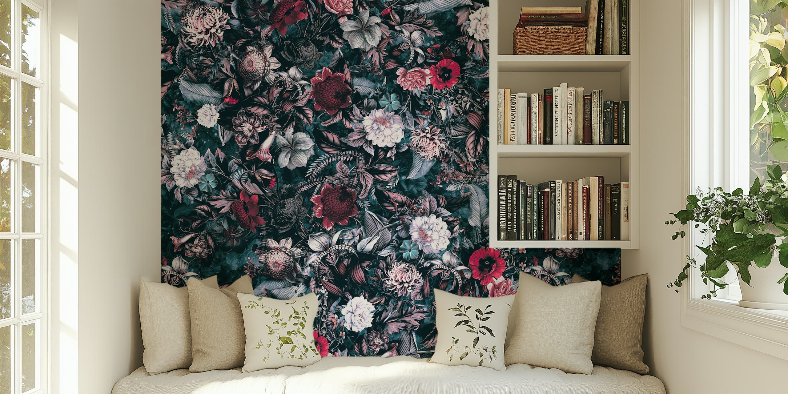 Papier peint floral foncé sur le thème du jardin nocturne maussade