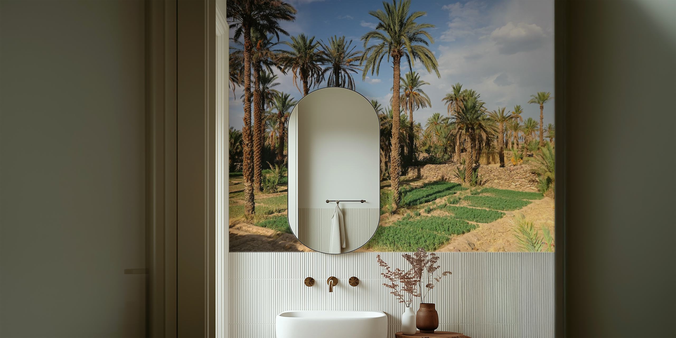 Palmtree Oasis in Marokko fotobehang met een rustig bosje met weelderige palmbomen en groen struikgewas