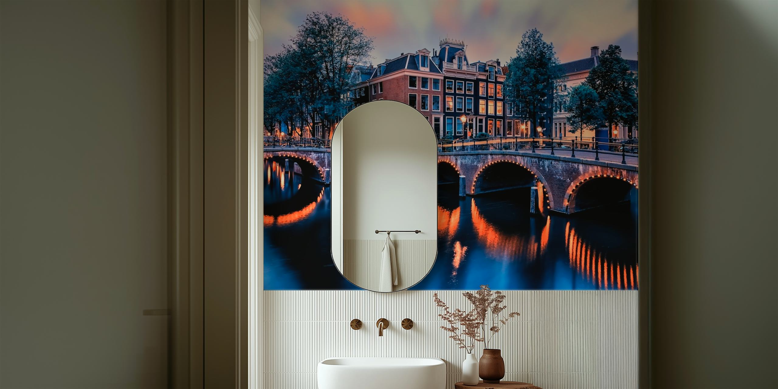 Fotomurale sulle case sui canali e sul ponte di Amsterdam al tramonto