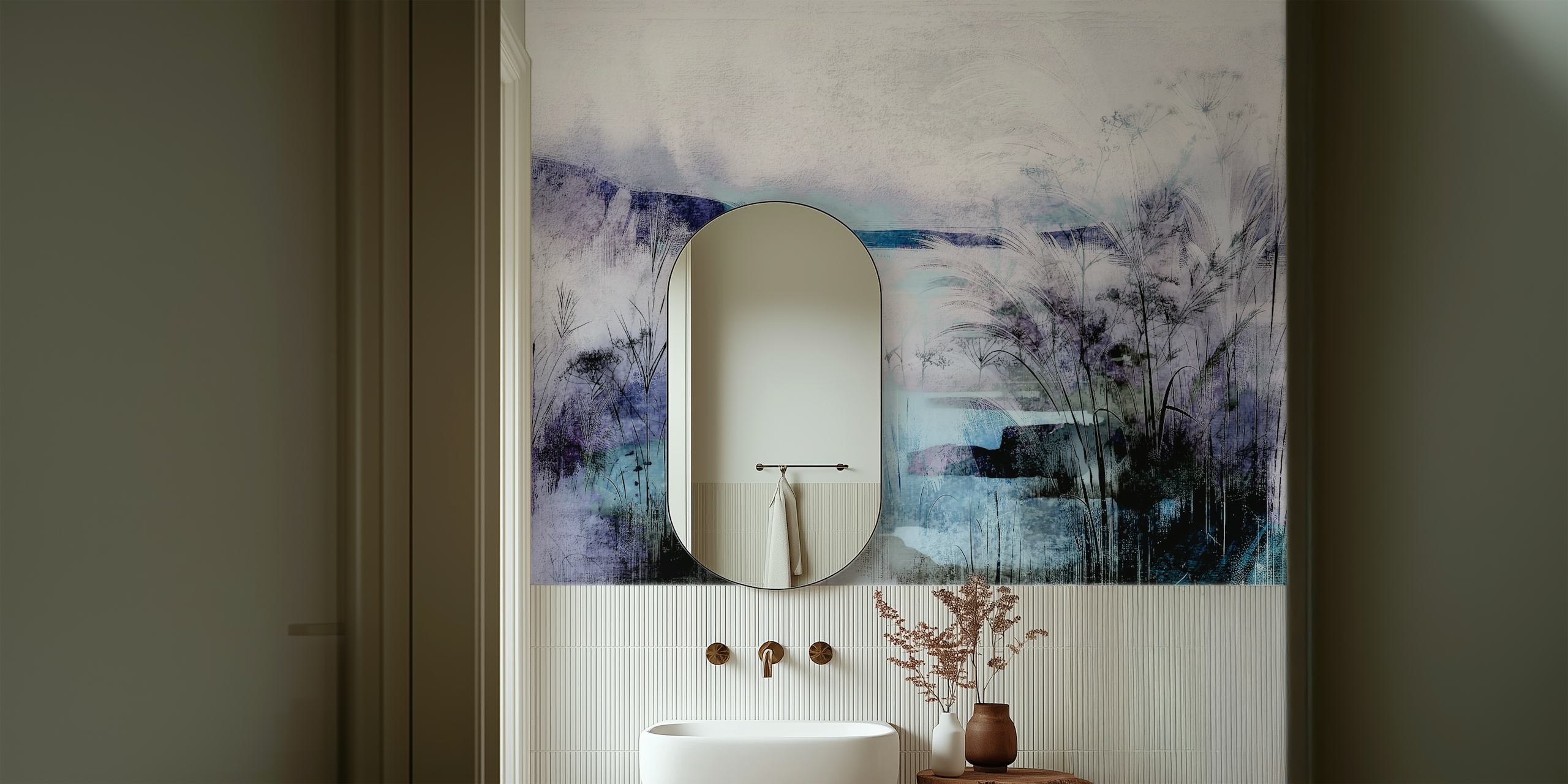 Rolig tapet med Misty Lakeside Reeds ved en tåget sø