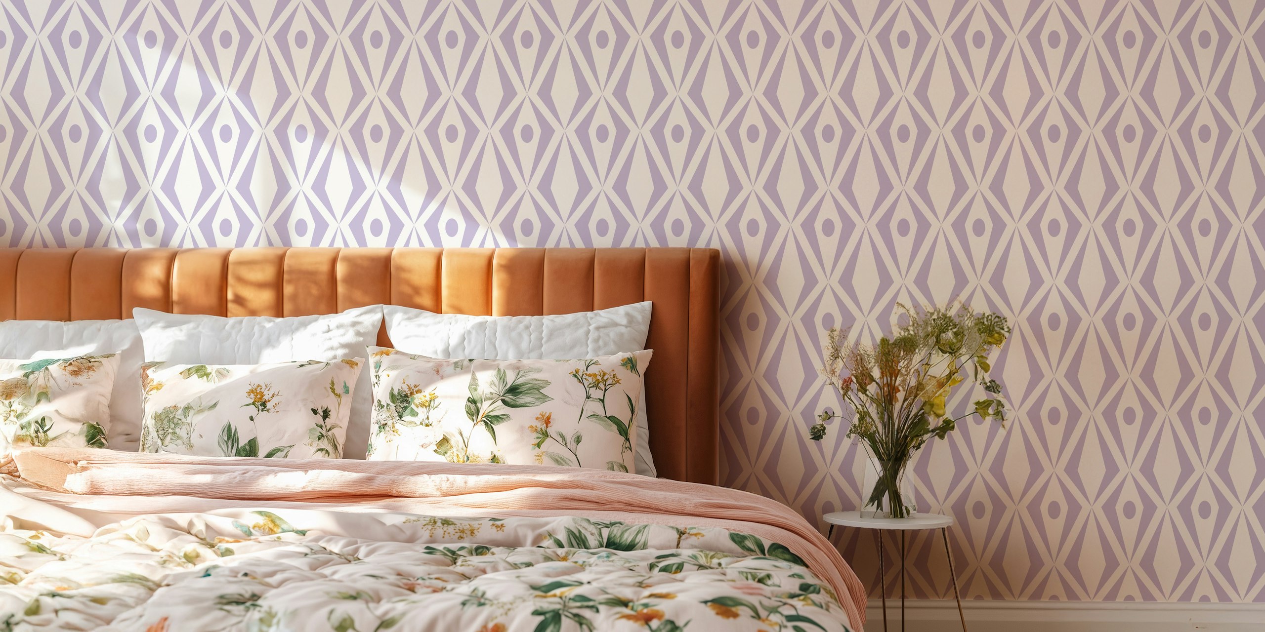 Minimal artdeco geometric diamonds lavender tapet