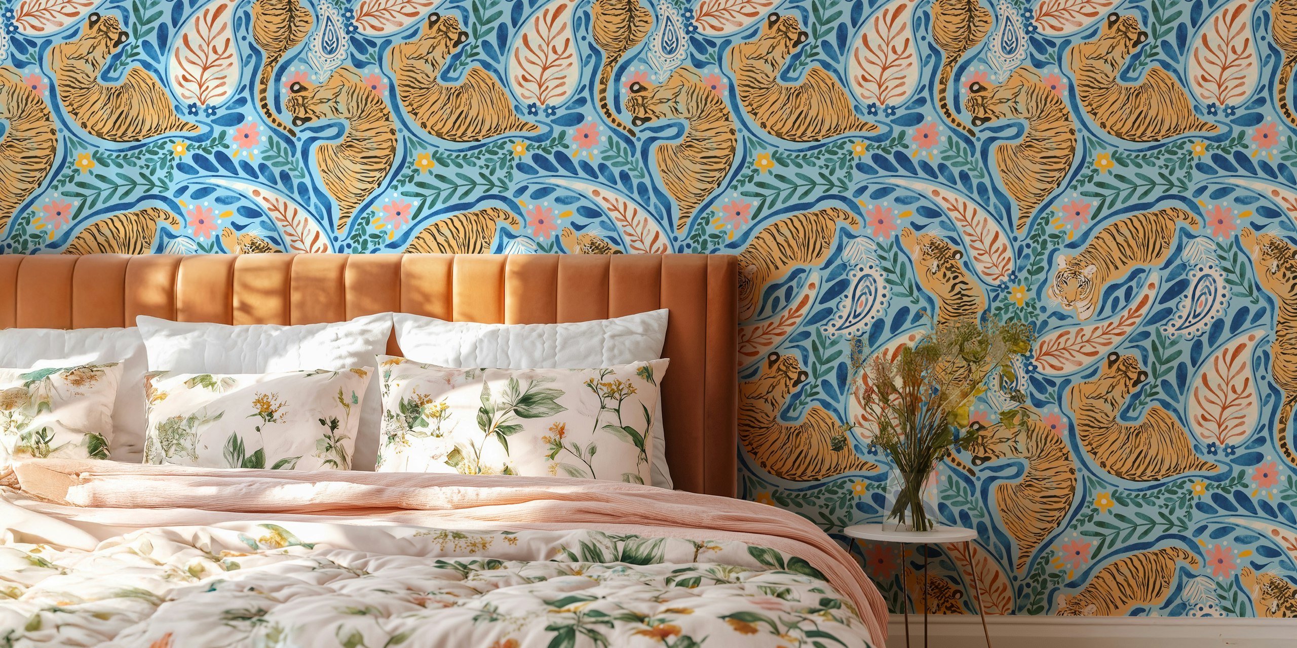 Papel pintado Botanical Tiger Serenade en una habitación
