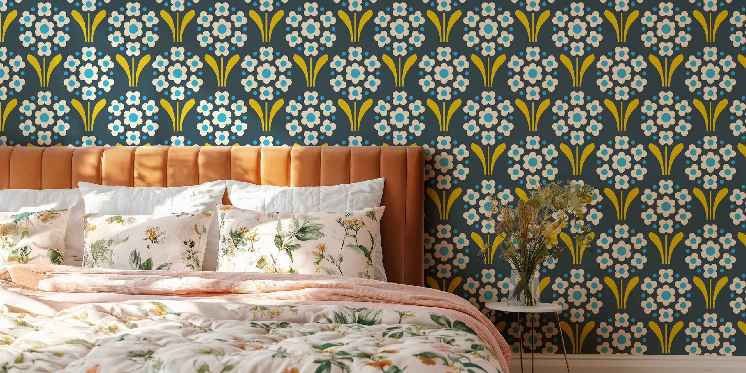 Groovy Daisy Delight wallpaper i et rum