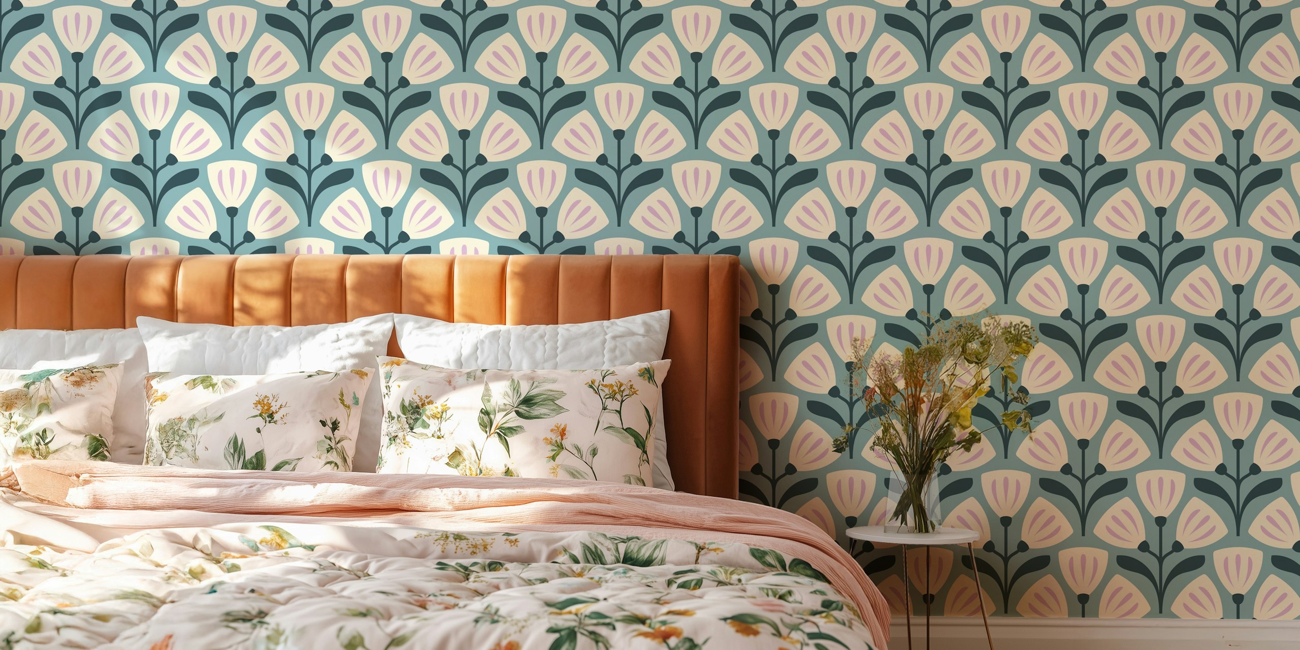 Vintage Bellflower wallpaper in a room setting