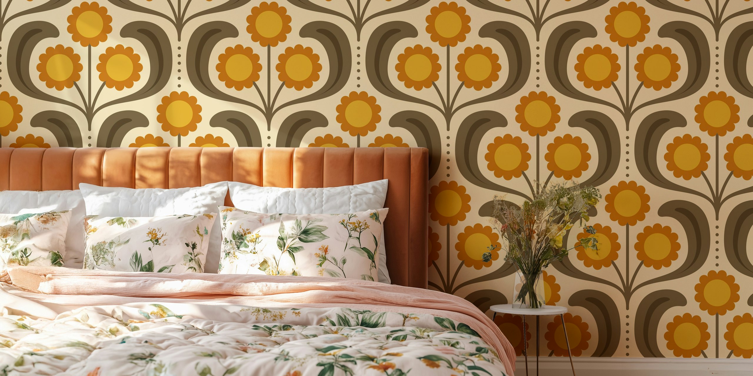 Groovy Daisy in Orange Brown tapetdesign