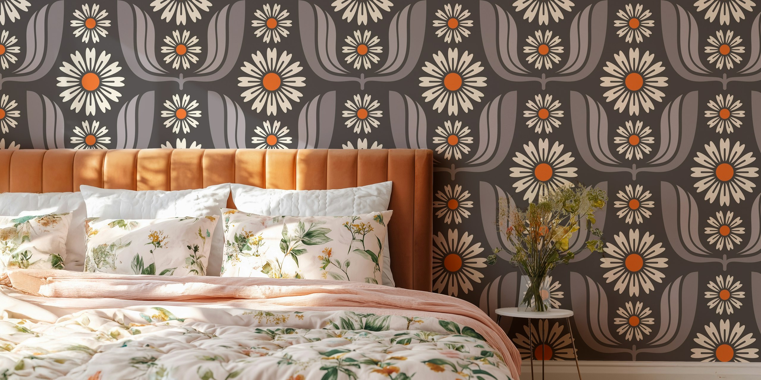 Daisy Bloom Harmony in Gray behang in een kamer