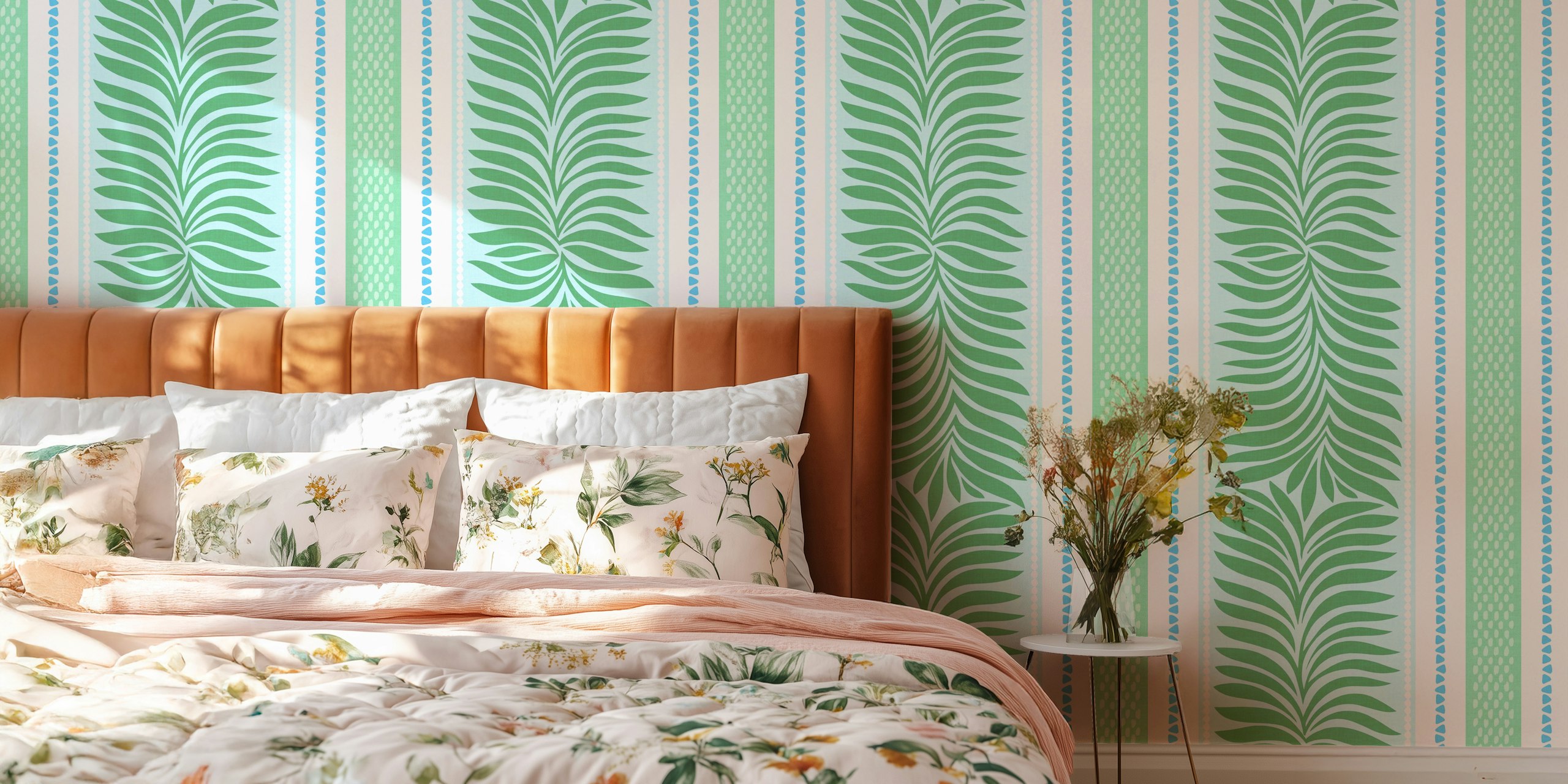 Preppy botanical stripes wallpaper in einem Raum