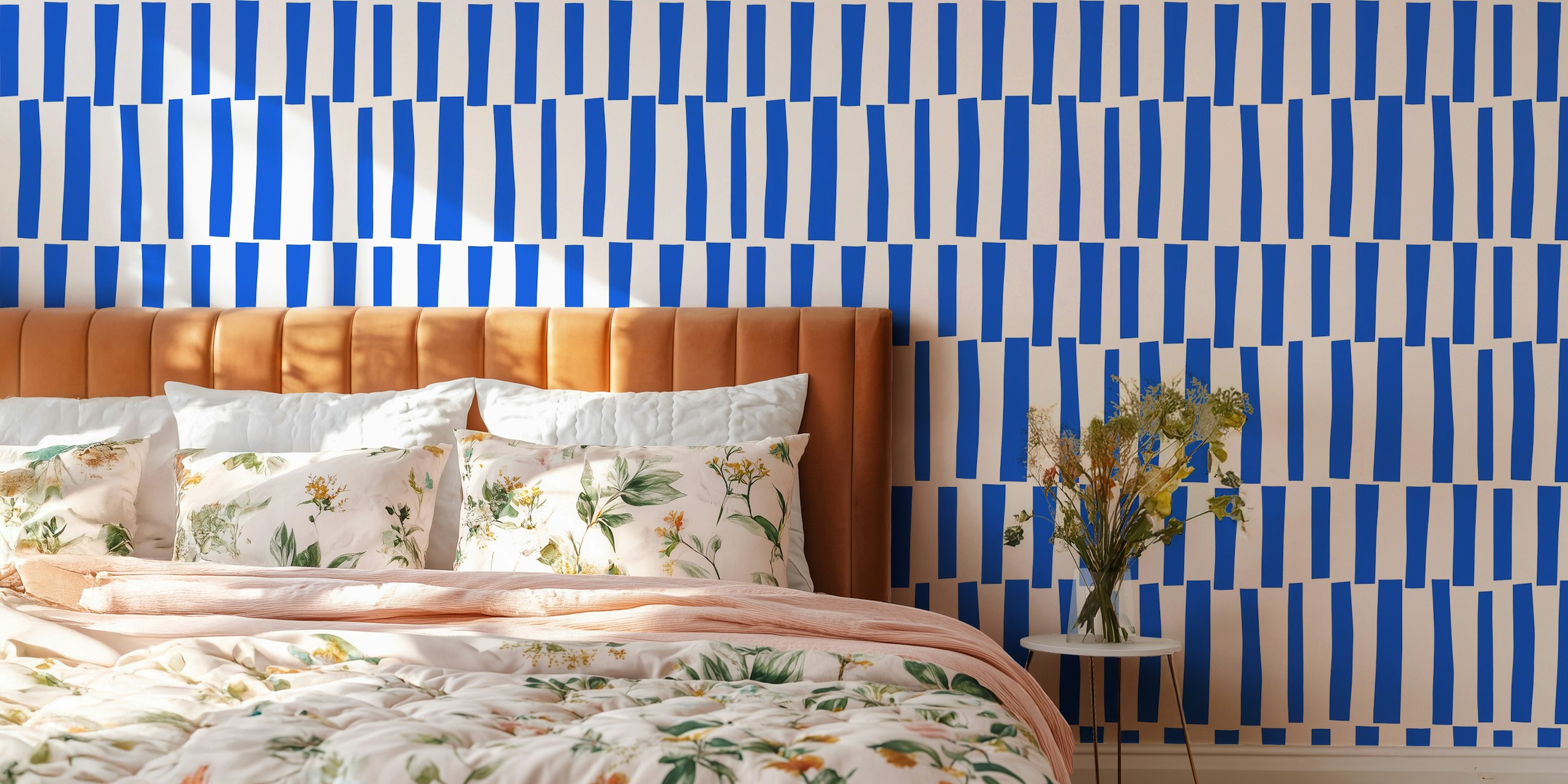 Blue striped pattern on white background wallpaper