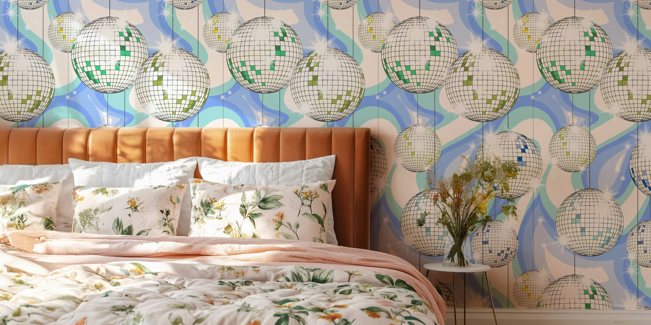 Groovy Party disco ball in una stanza colorata