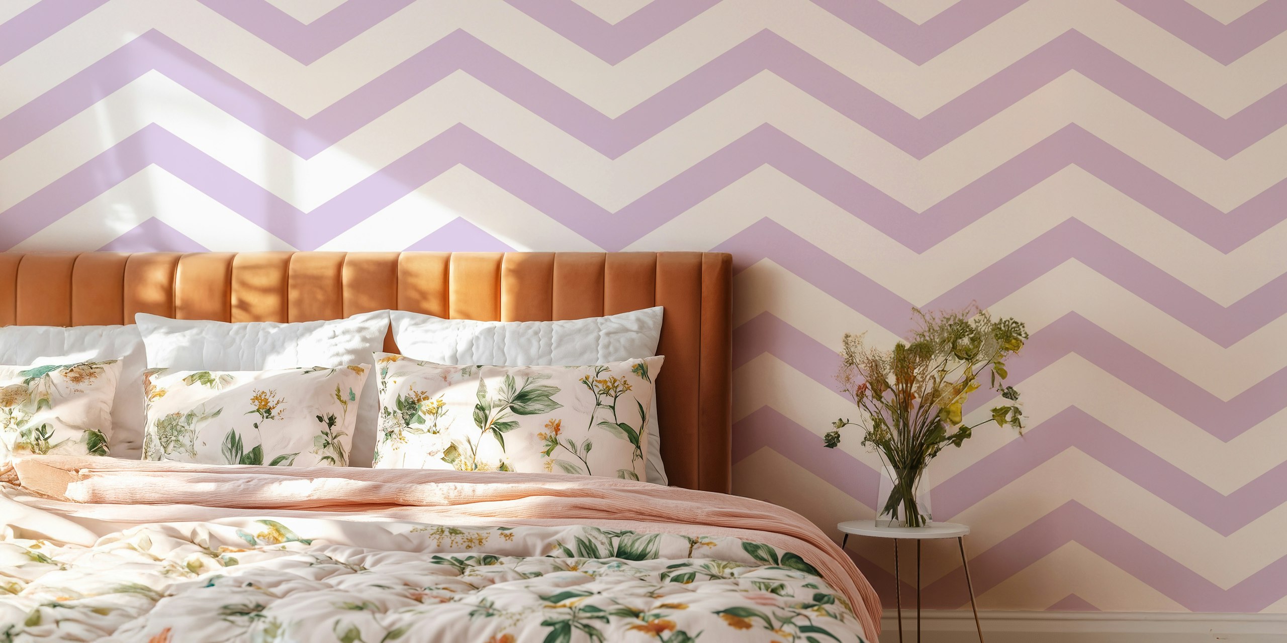 Chevron pattern in lilac and white colors wallpaper