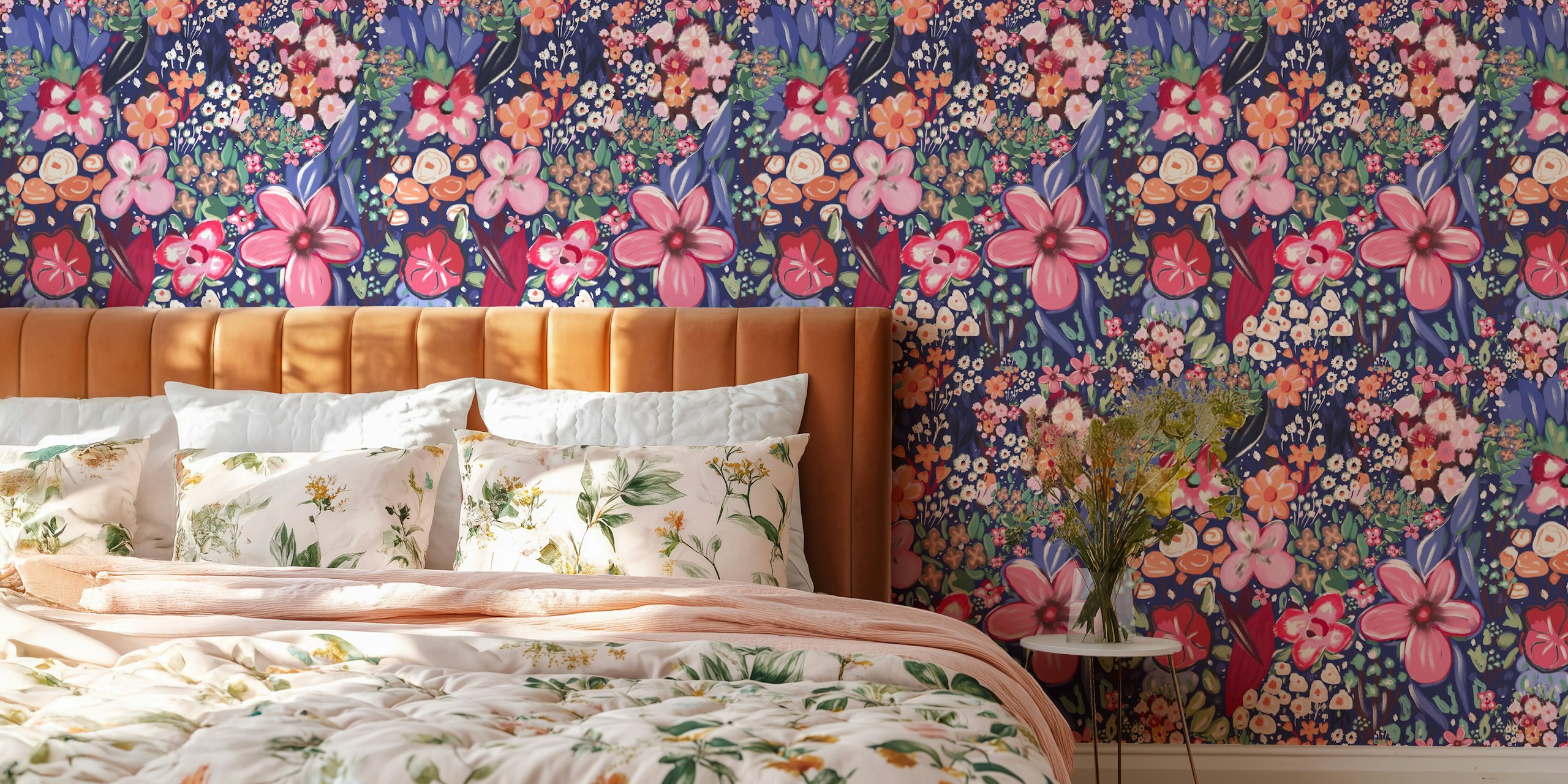 Design de papel de parede de flores coloridas desenhadas à mão