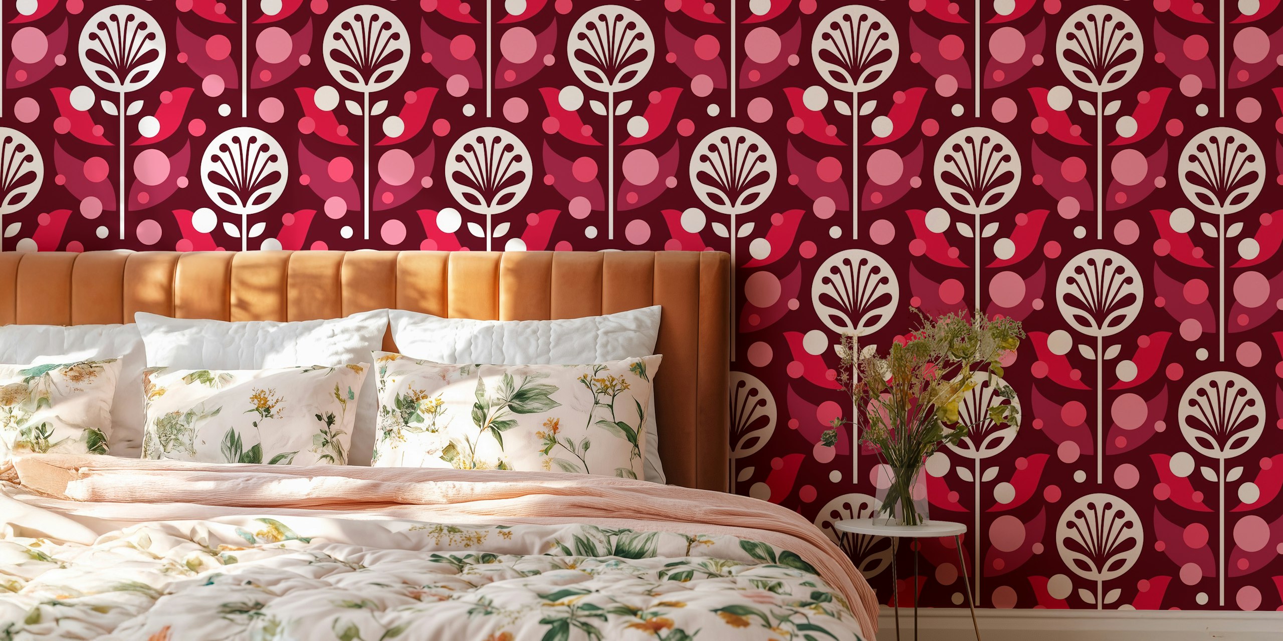 Papel de parede Burgundy Bloom Essence em um quarto