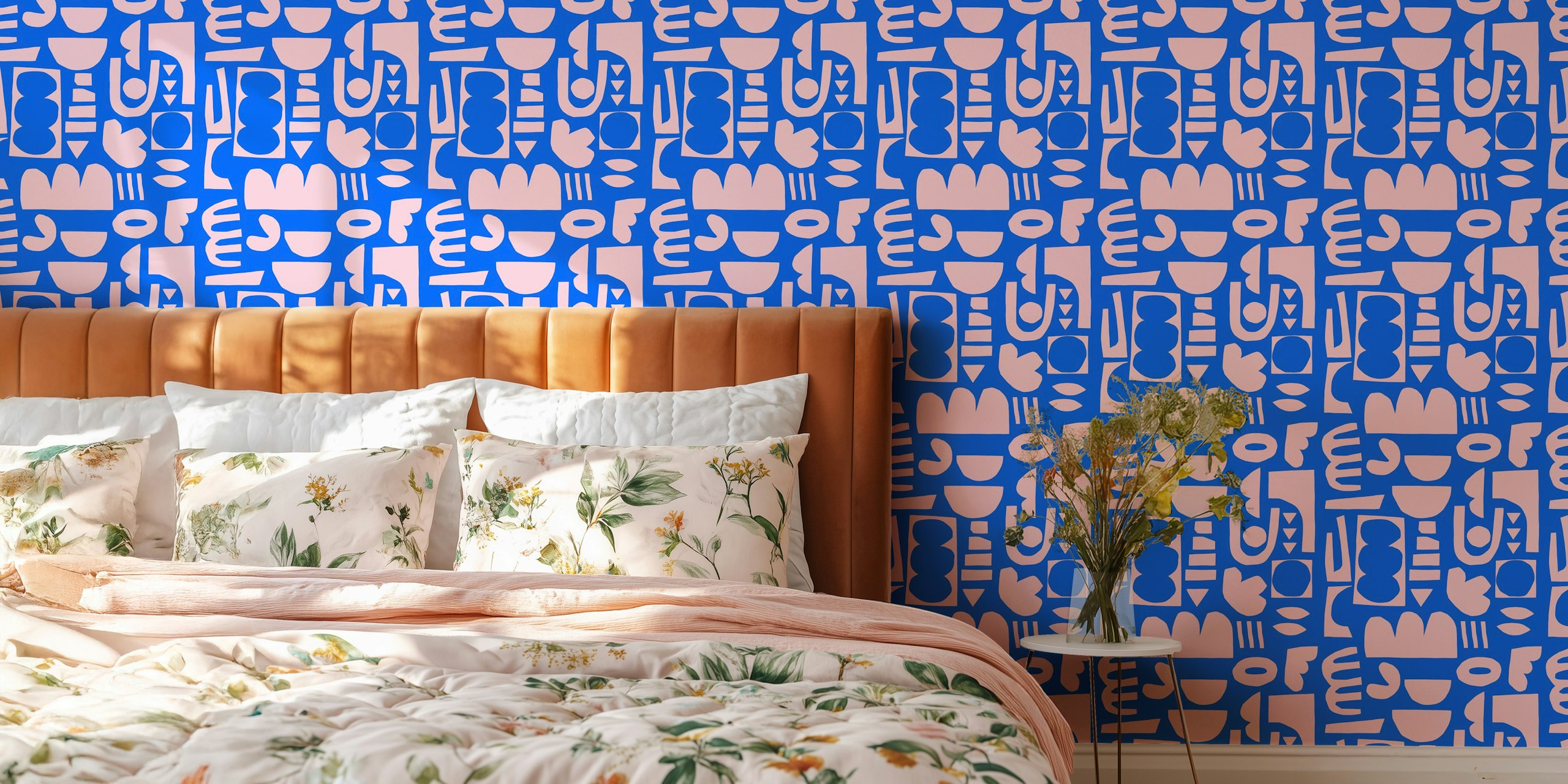 Joyful mix of shapes papel de parede em um quarto