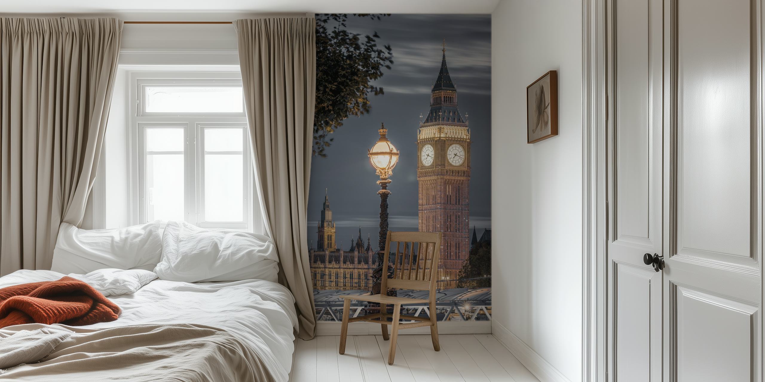 Gadelampe og Big Ben-vægmaleri med tusmørkebagtæppe