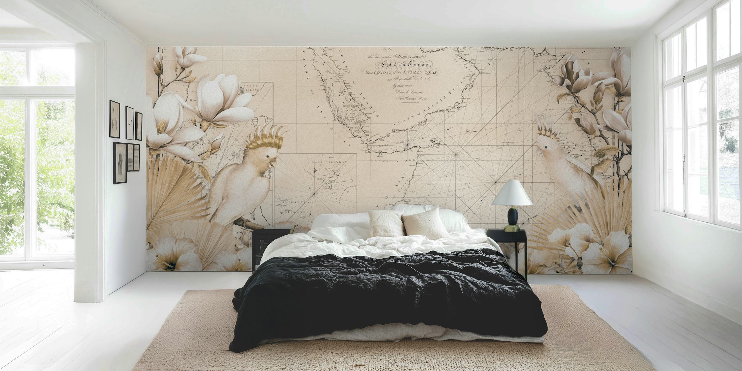 Cockatoos Tropical Journey Floral Map behang in een kamer