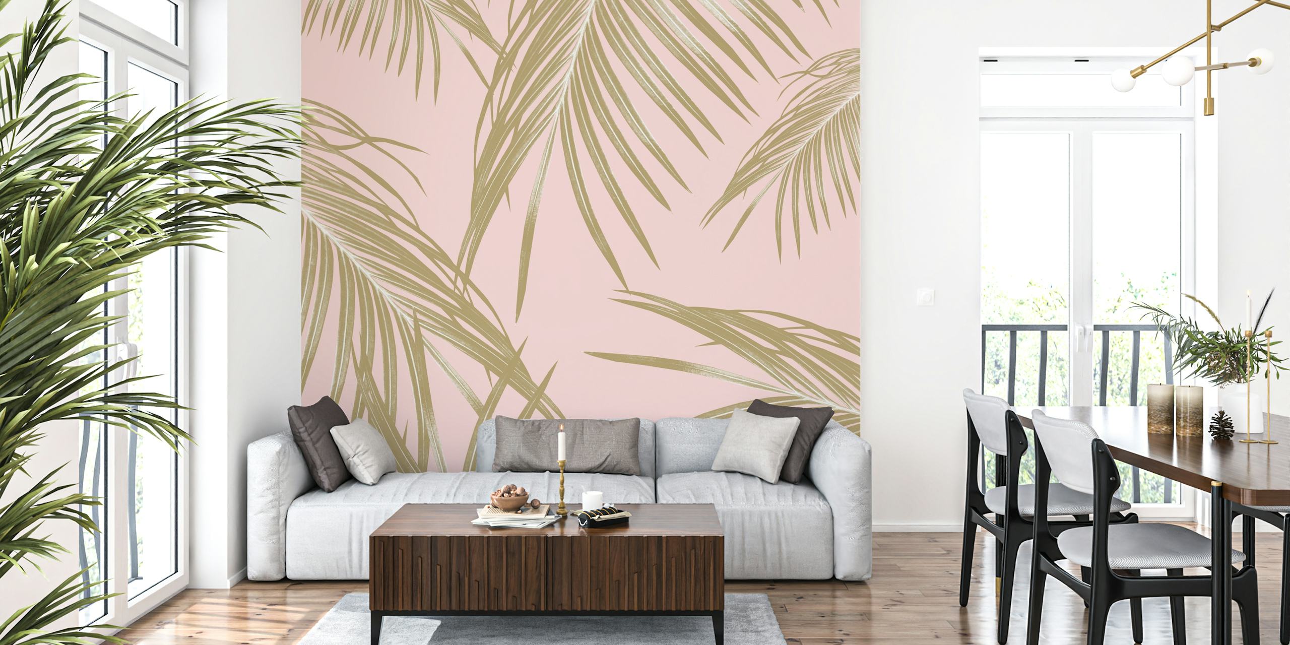 Růžová nástěnná malba s designem zlatých palmových listů
