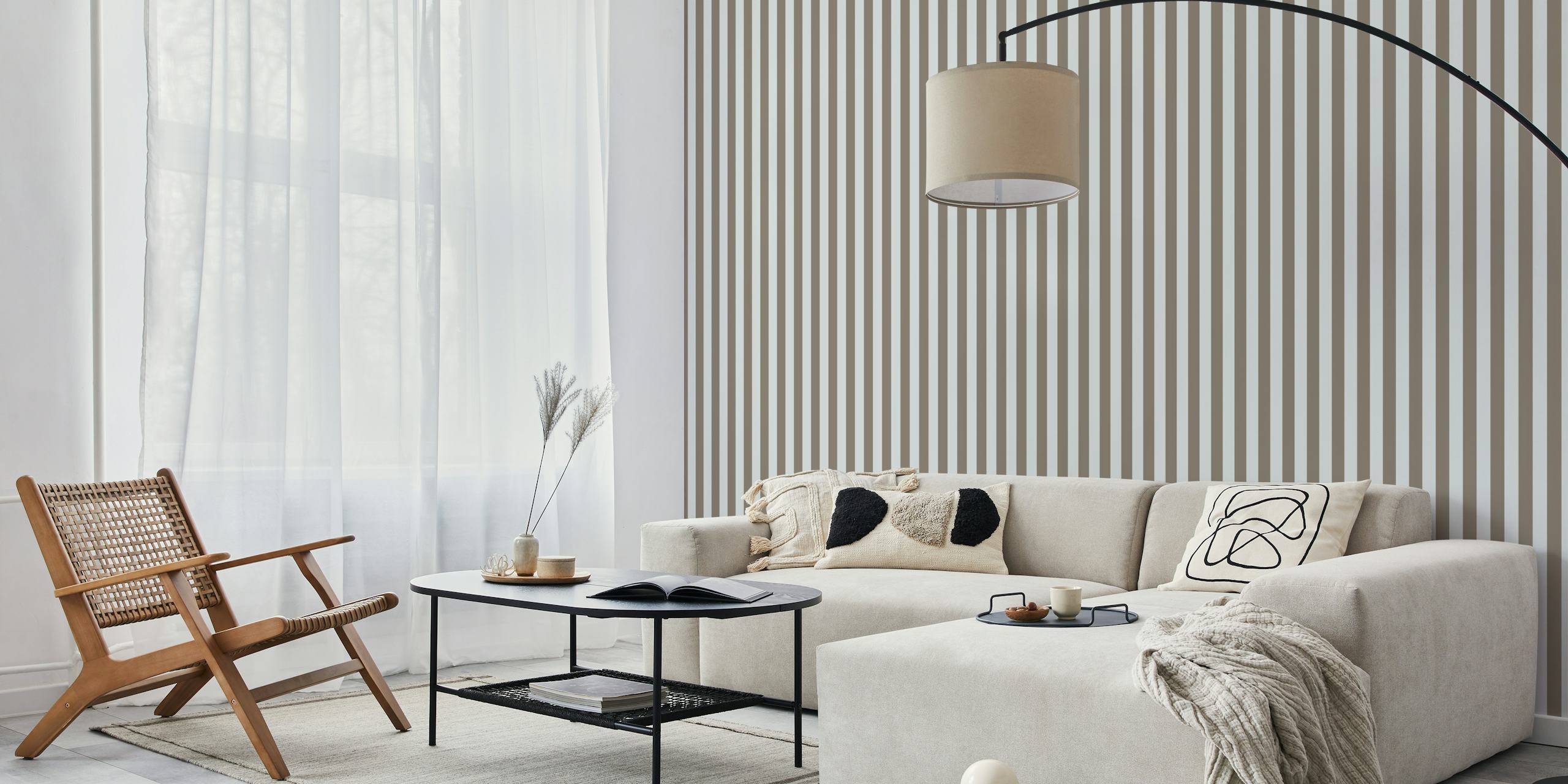 Ταπετσαρία Cabincore Brownish Gray Stripes σε ένα δωμάτιο