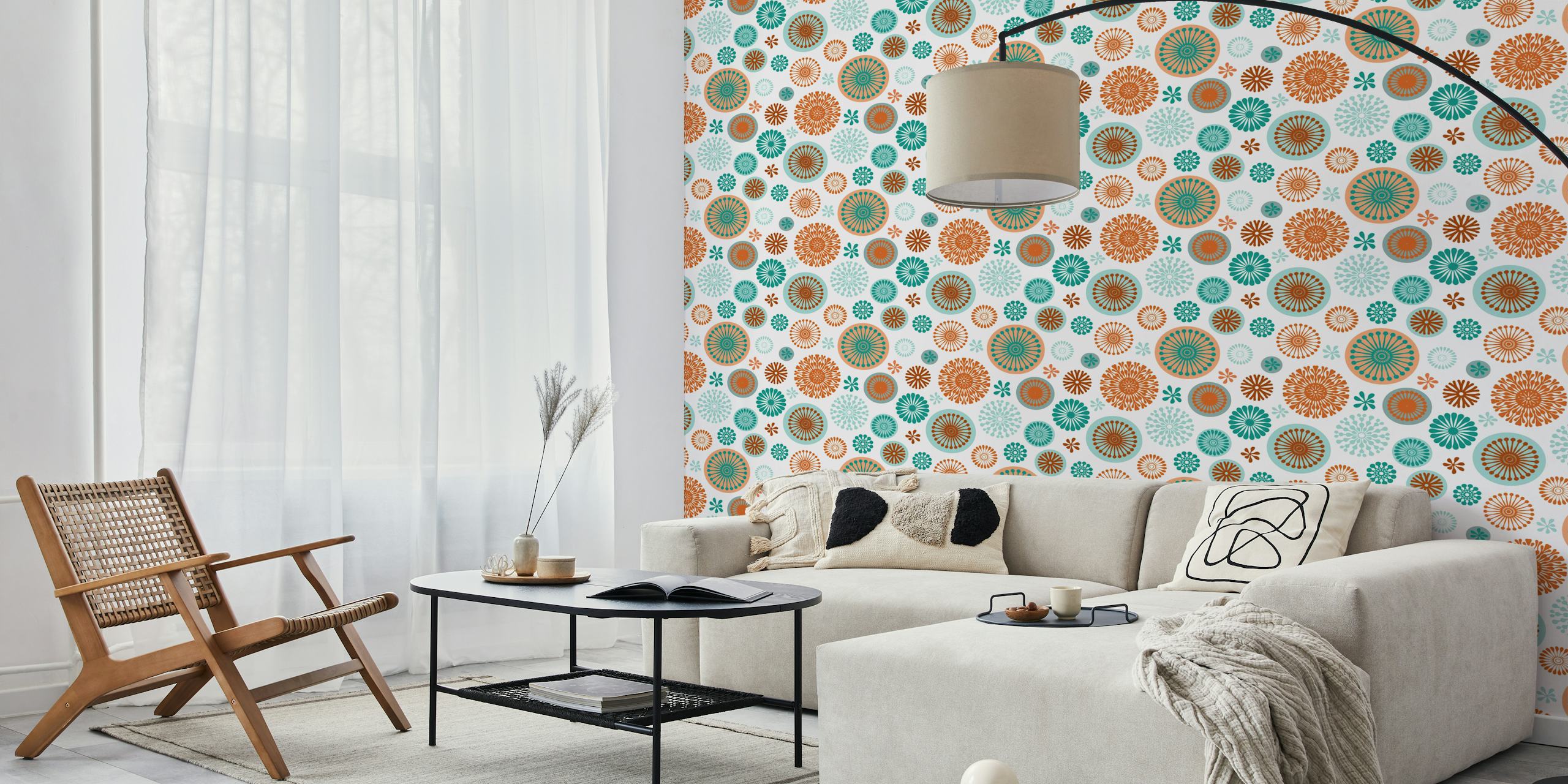 Mural de parede em estilo retro com padrões florais estilizados em laranja e azul-petróleo