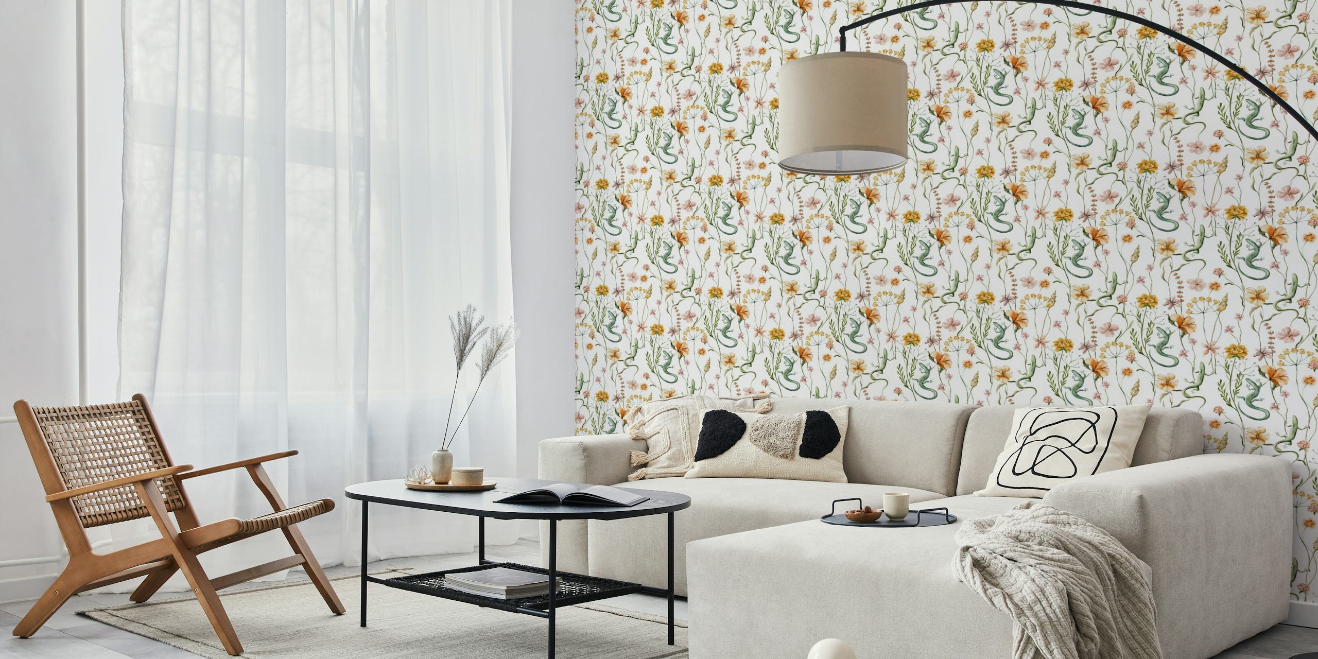 Enchanting wildflowers en salamander behang
