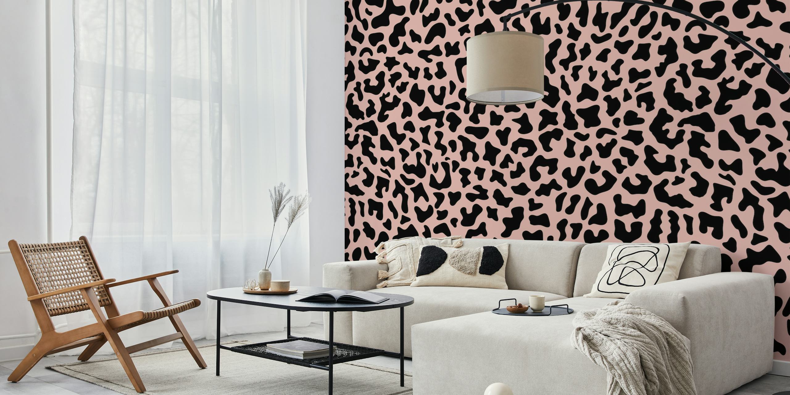 Leopardmønster tapet i et rom