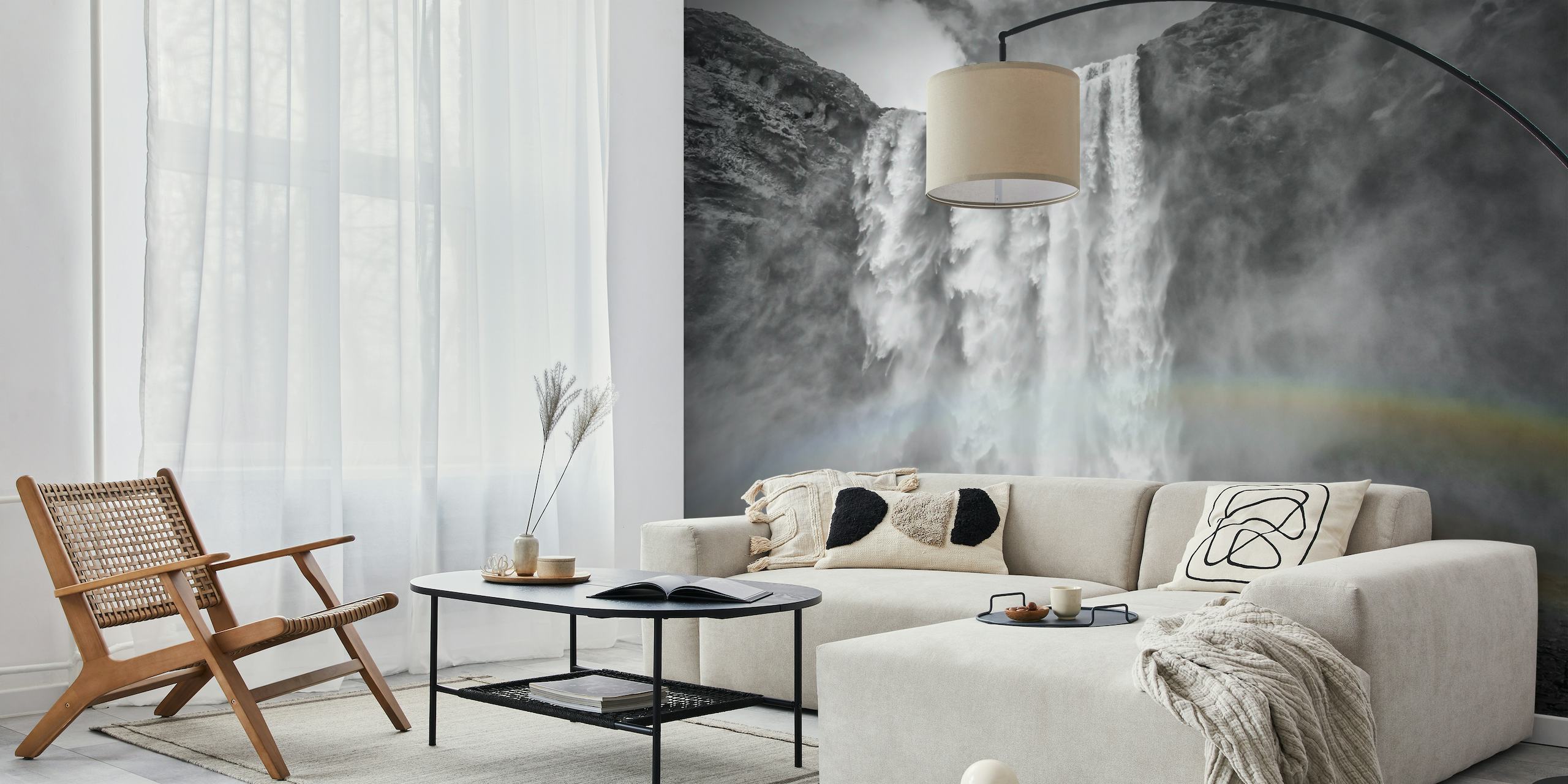 ISLANDE Peinture murale de Skogafoss représentant une cascade majestueuse avec un léger arc-en-ciel