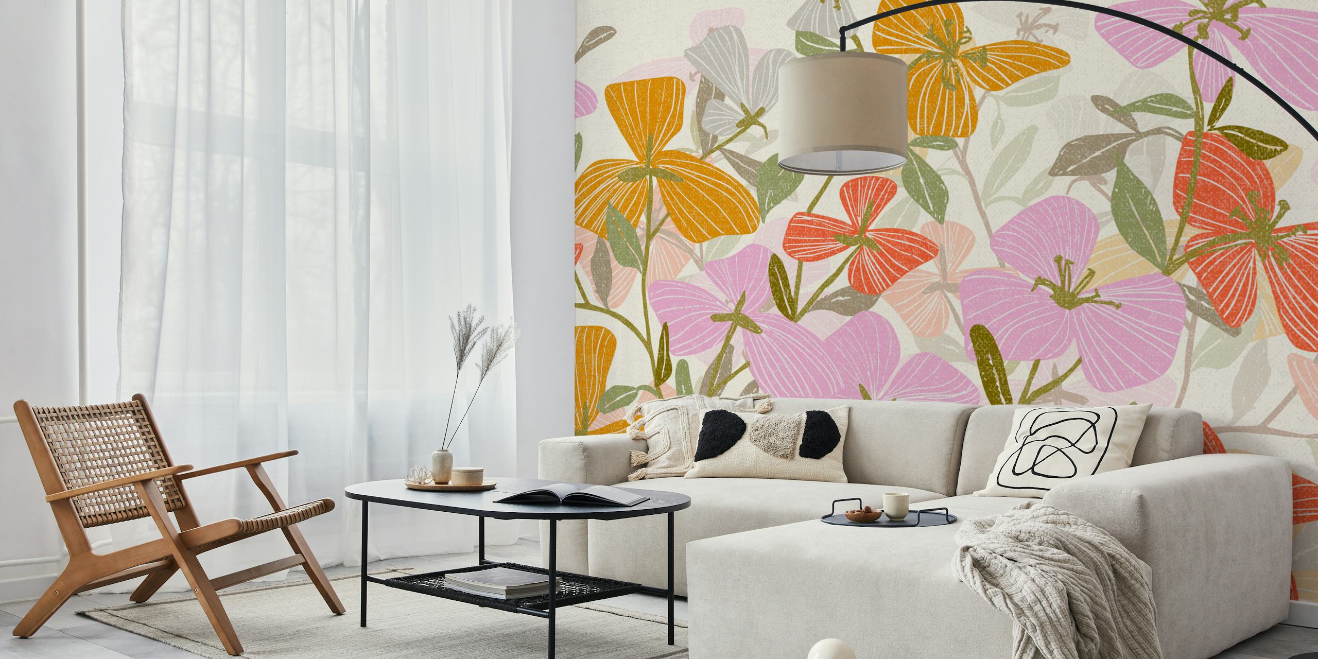 Floral wallpaper in einem hellen Raum