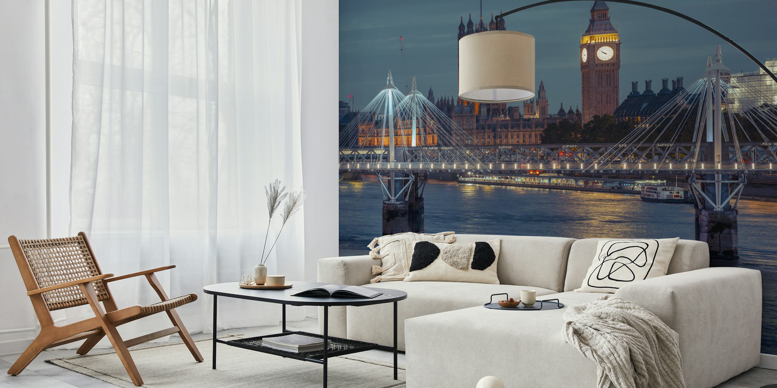 Behang met avondzicht op de Londense skyline