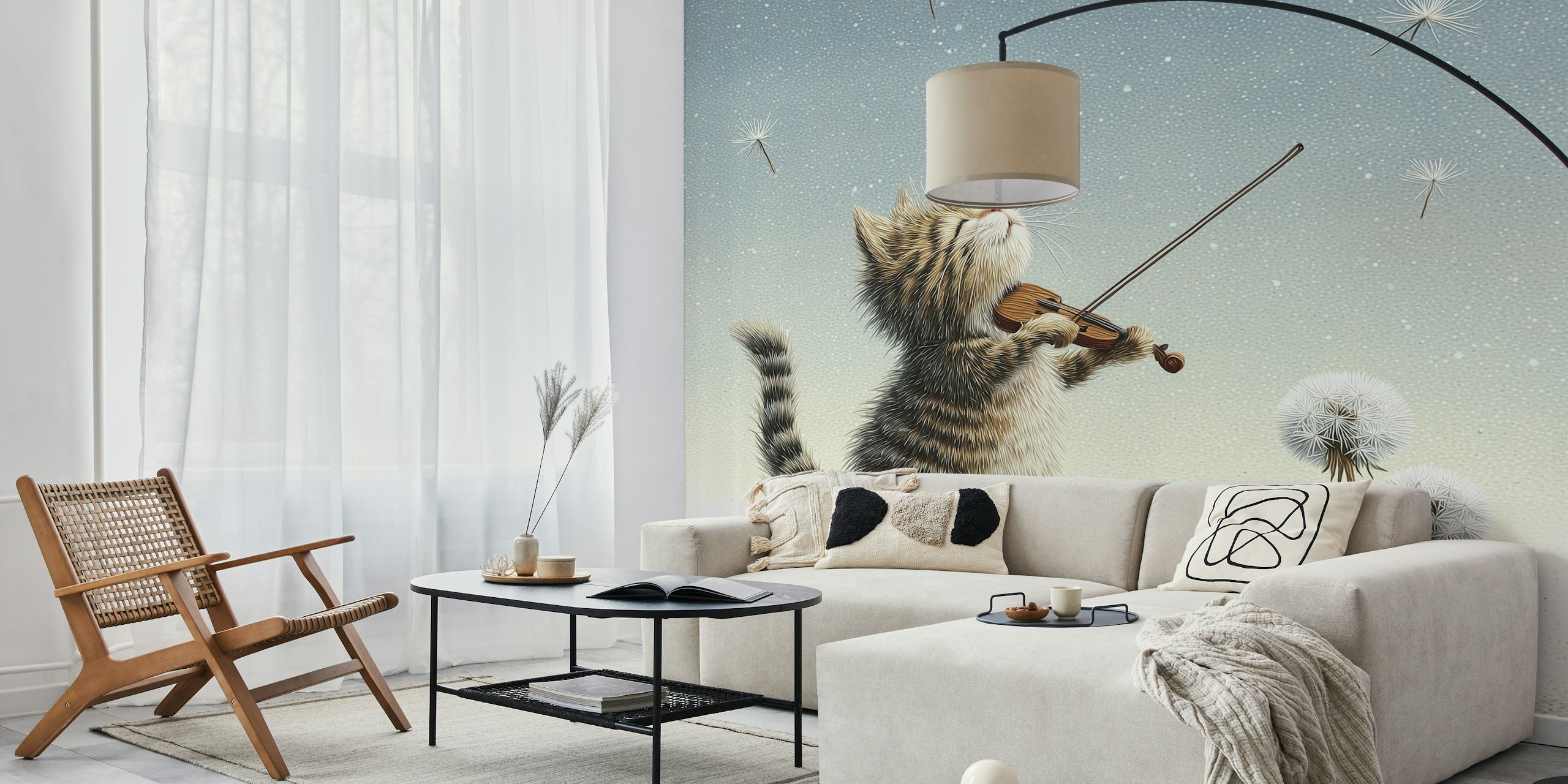 Cat spiller fiolin tapet i et rom