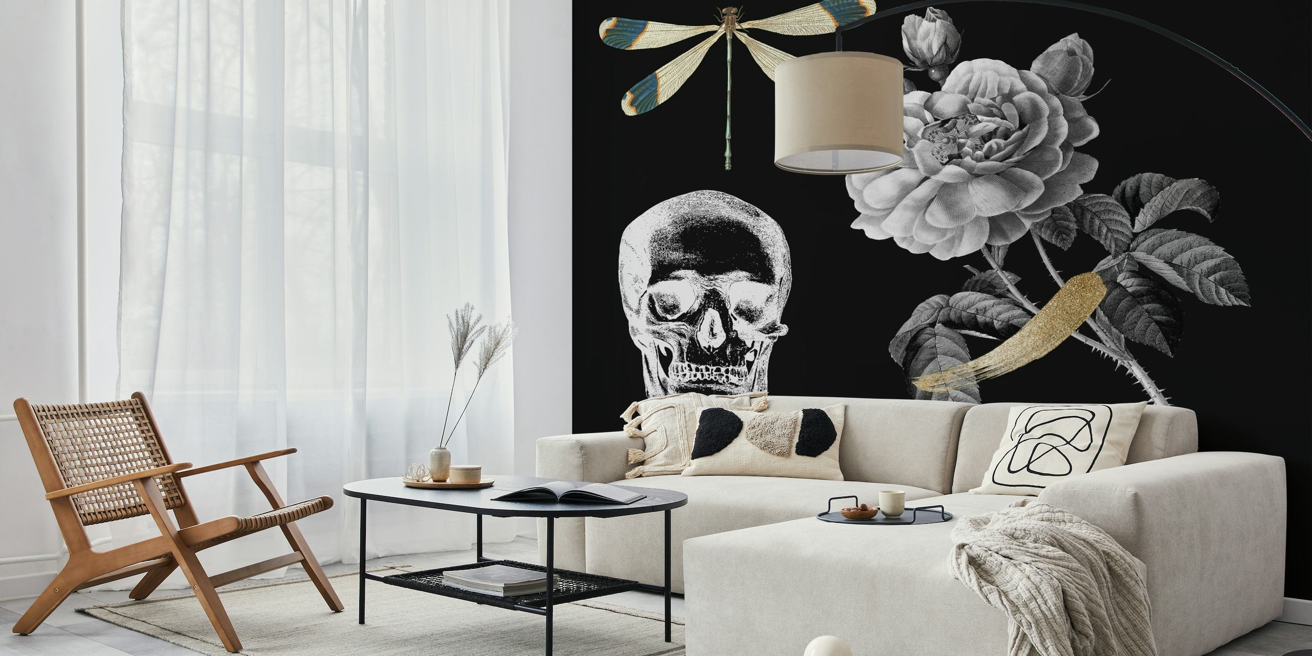 Cottage Core III fotobehang met libelle-, pioenroos- en schedelillustraties op zwarte achtergrond