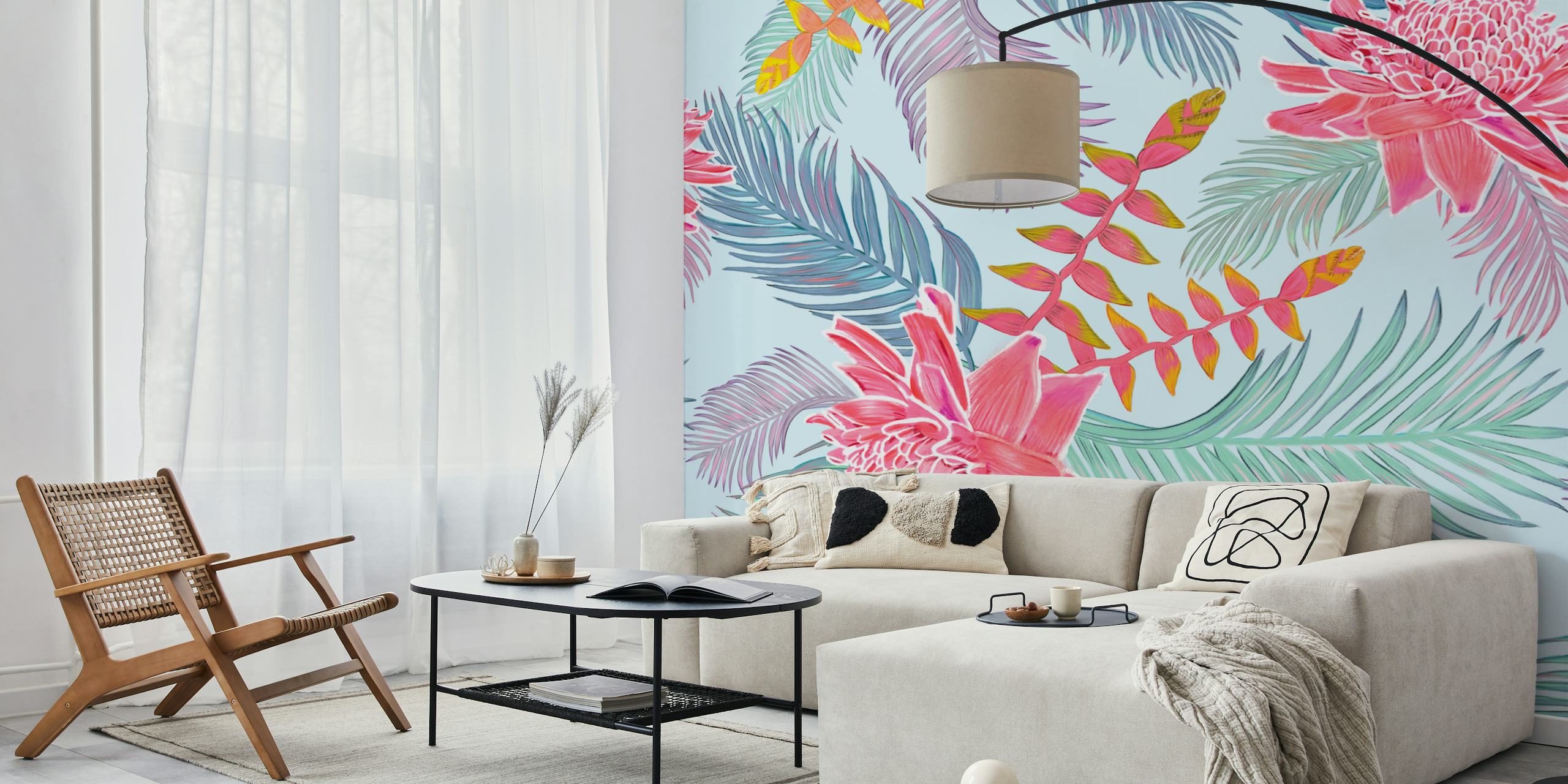 Ginger flower and palm papel pintado en una habitación