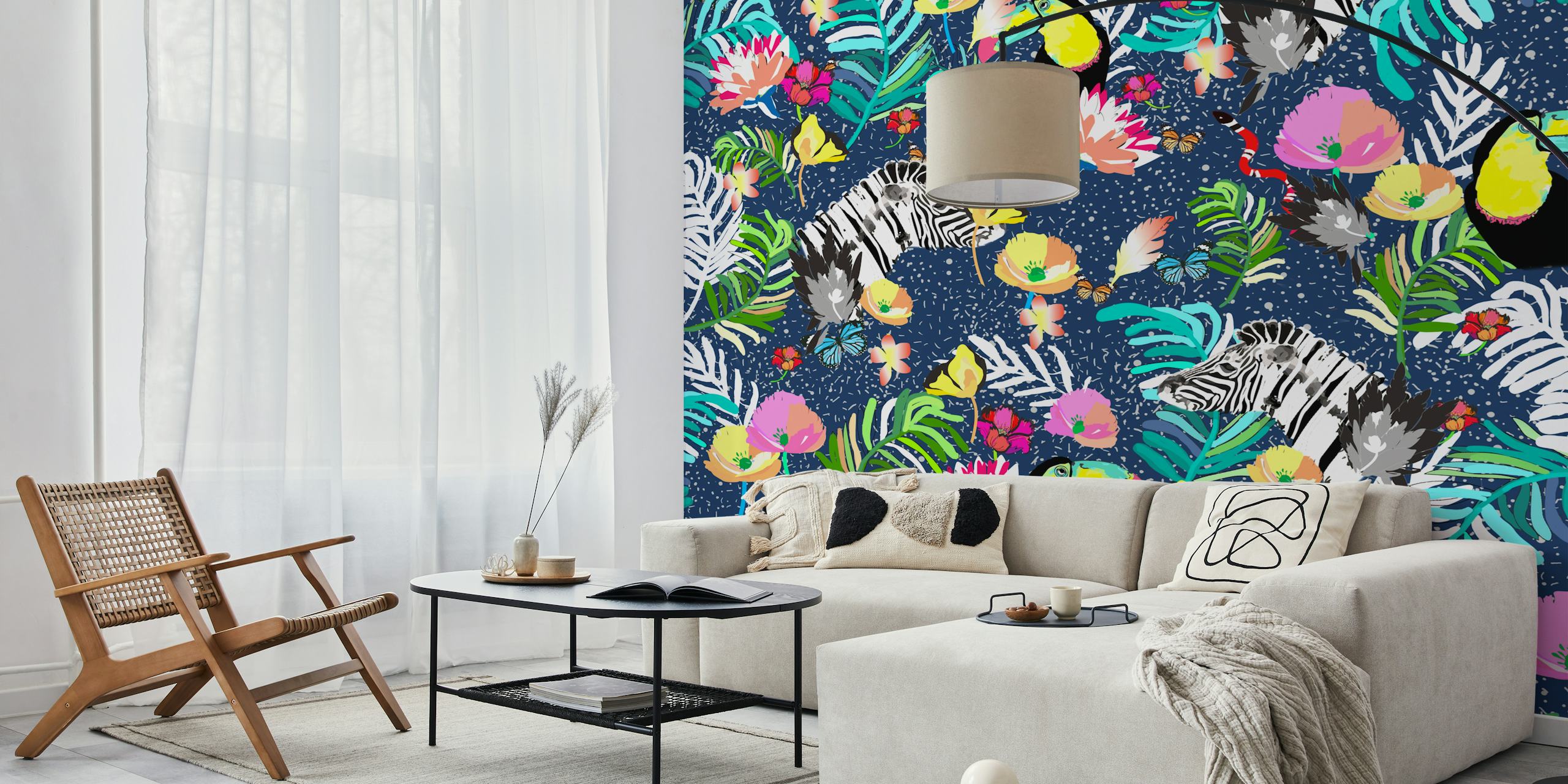 Wandbild mit tropischem Dschungelmotiv, leuchtenden Farben und exotischen Tieren.