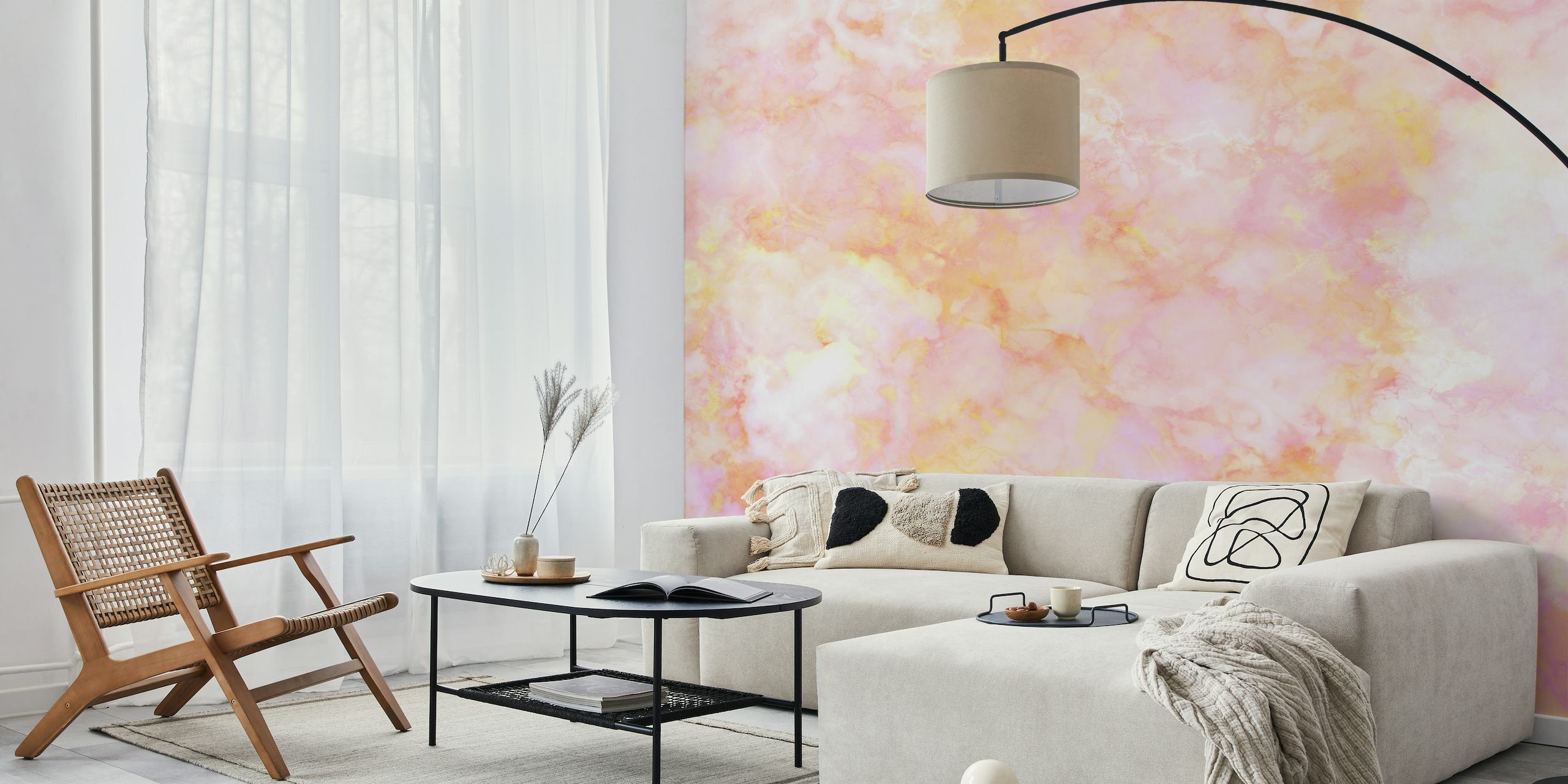 Zacht pastelroze en crèmekleurige marmeren muurschildering met patroon