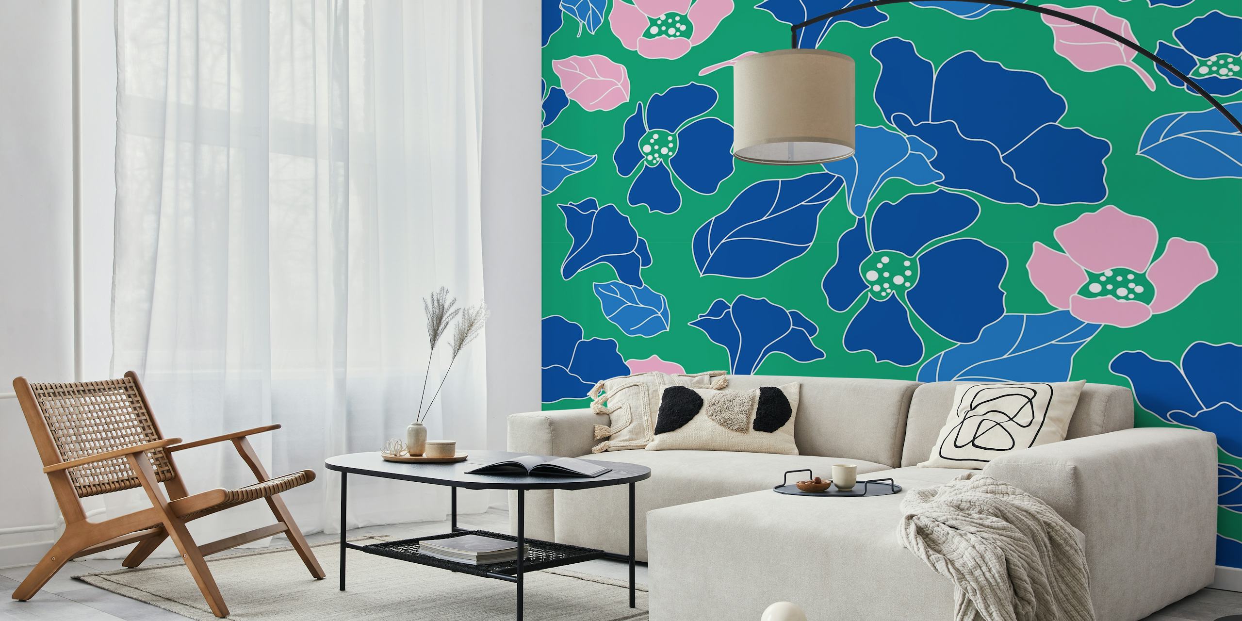 Papaveri blu e rosa disegnati a mano su una parete con sfondo verde foresta