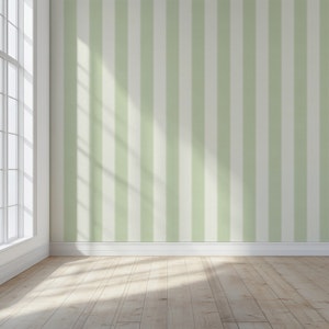 Scalloped Edge Wide Stripe - Soft Green