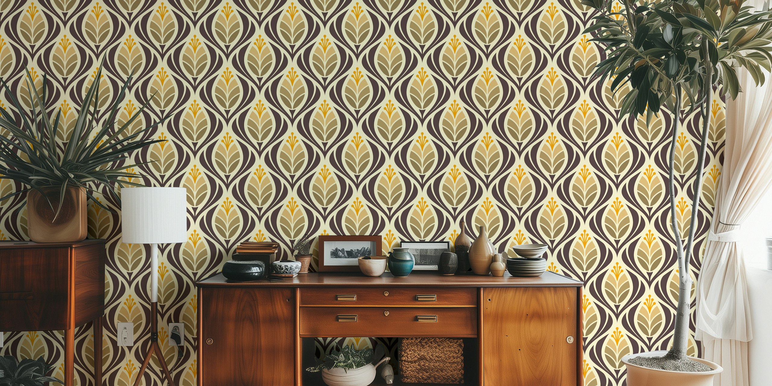 Retro tulip floral pattern in beige and brown wallpaper