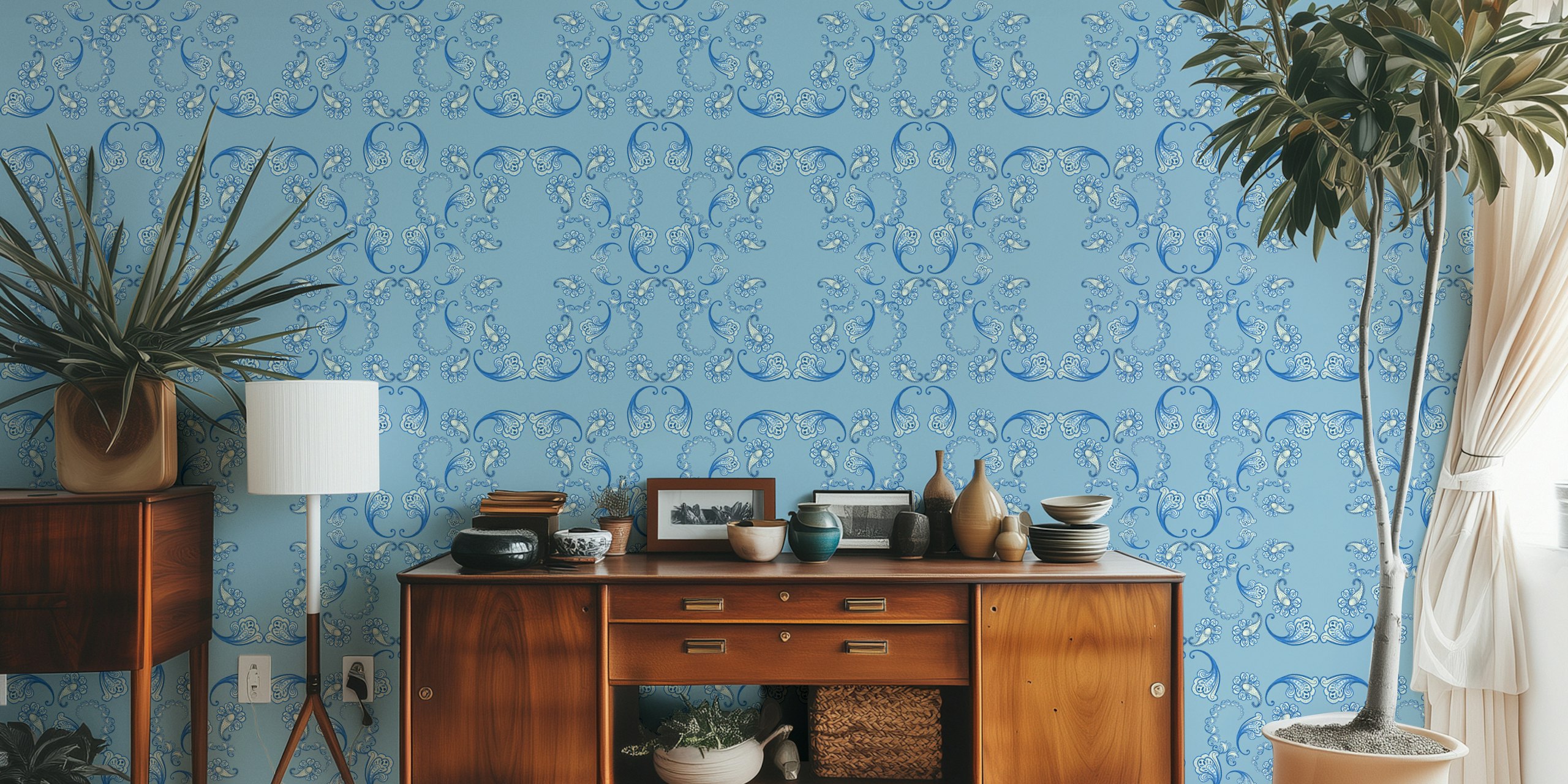 Indigo Garden Charm Jacobean Tapete in einem Raum