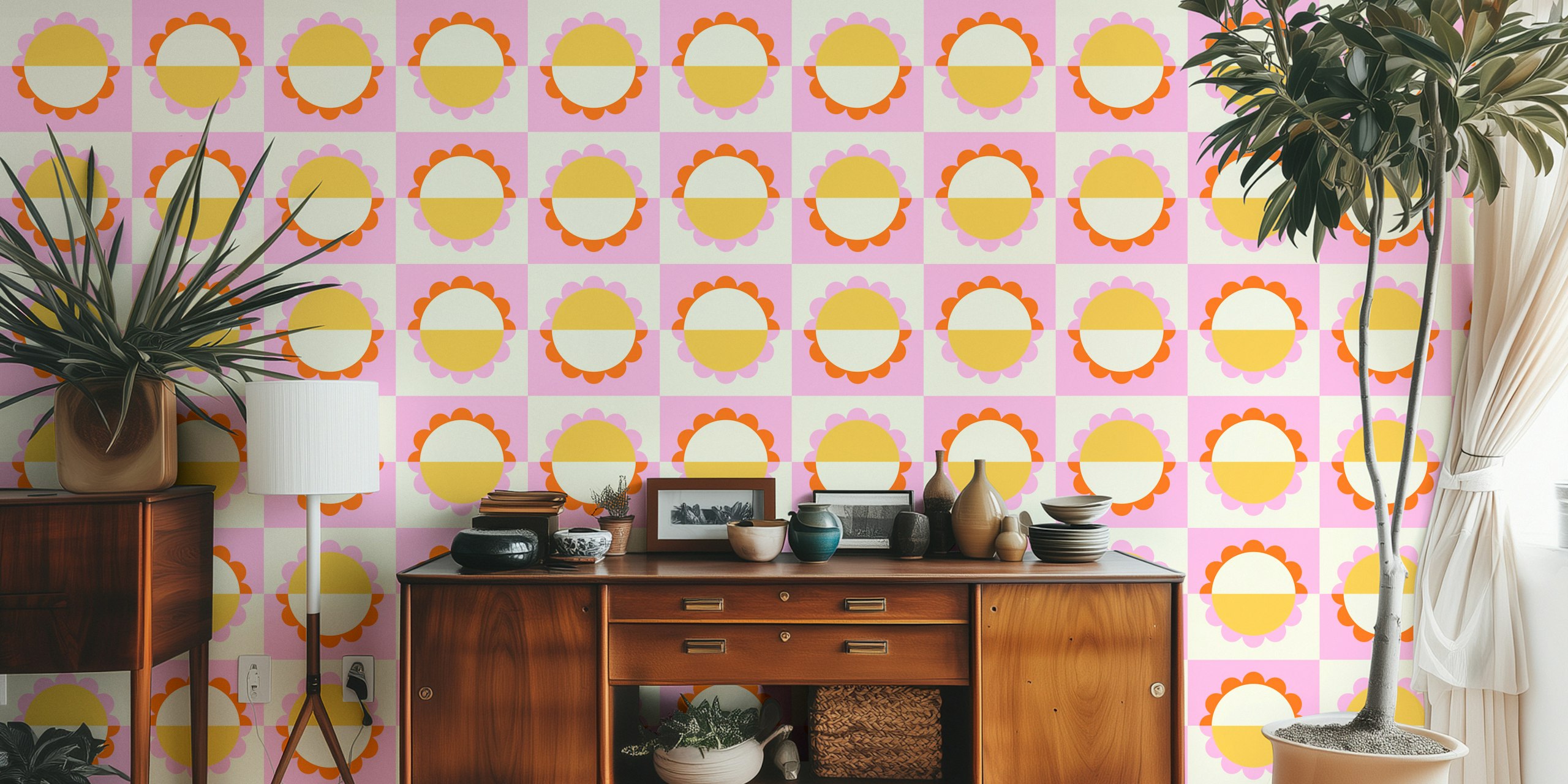 Geometric Sunset Flower Tapete in einem Raum