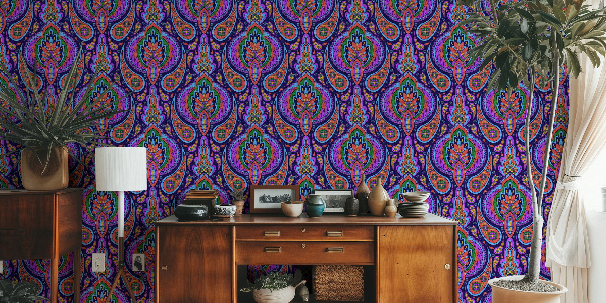 Opulent Jewel Tone Paisley-tapet i ett rum