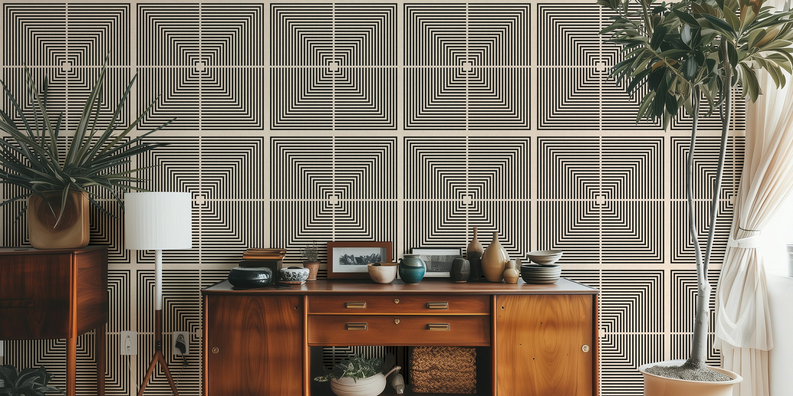 Geometric lined tiles Tapete in einem Raum präsentiert