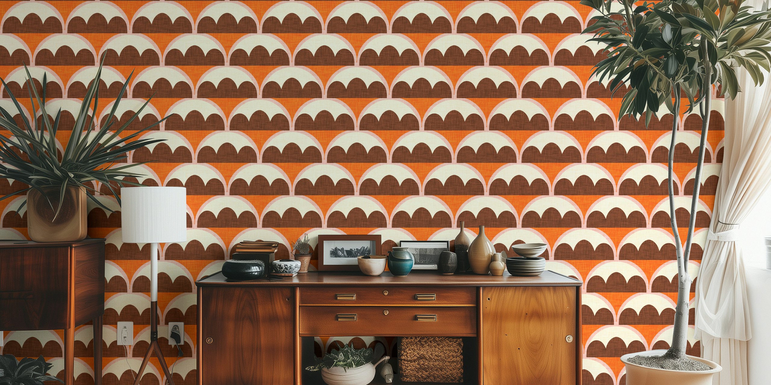 Τοίχος με σχέδιο Mid Century Damask Bud σε ροζ και γήινες αποχρώσεις